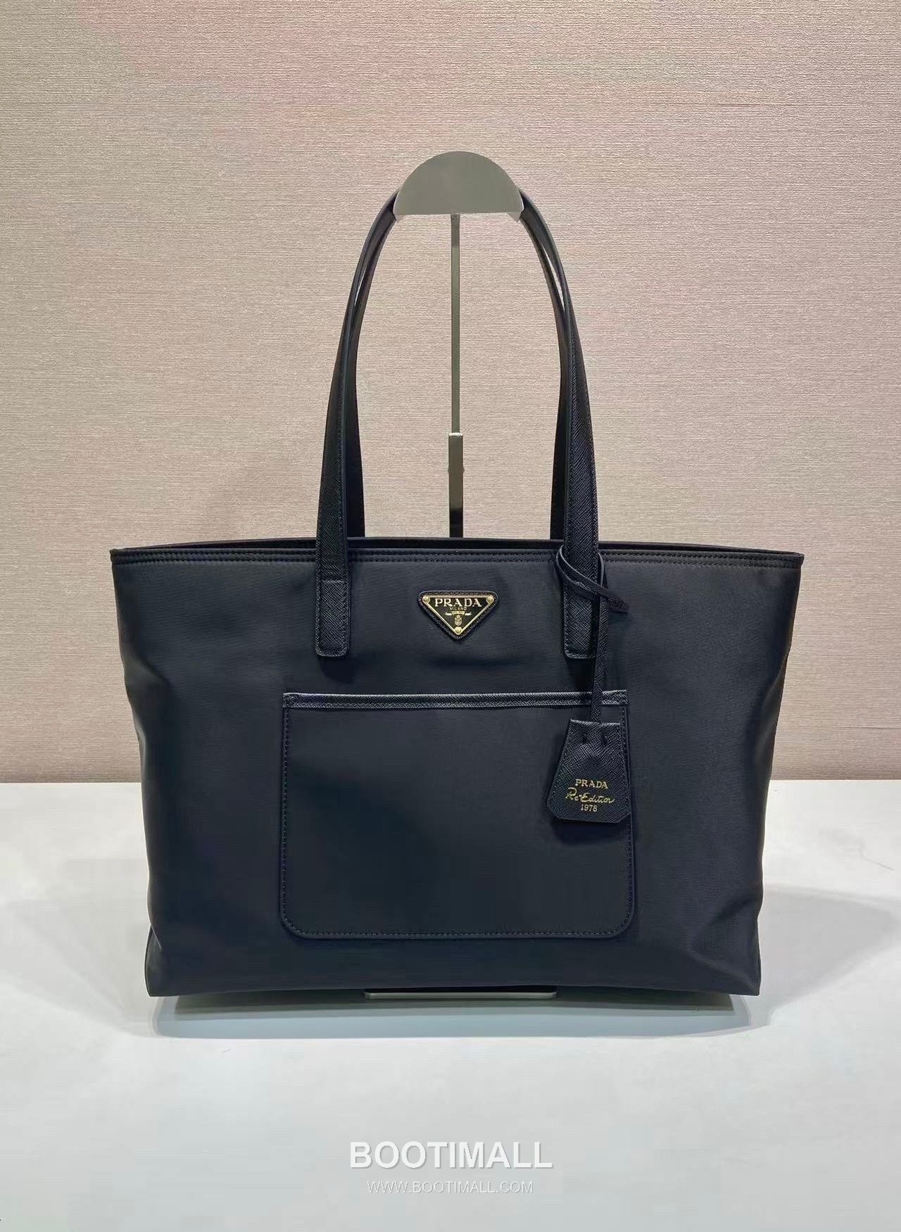Prada Re-Nylon Crescent Recycled Nylon Shoulder Bag 프라다 리나일론 크레센트 1BH222 재생 나일론 숄더백 30cm 1