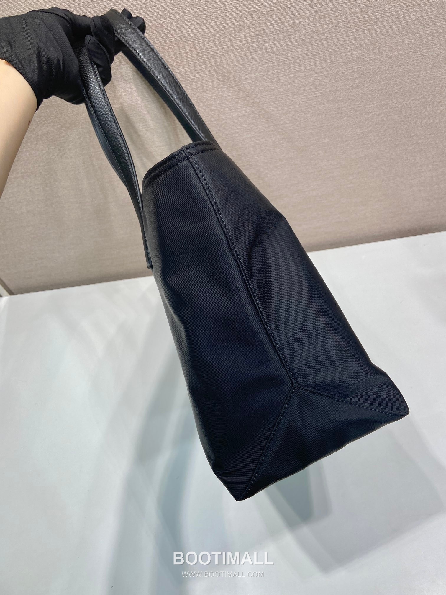 Prada Re-Nylon Crescent Recycled Nylon Shoulder Bag 프라다 리나일론 크레센트 1BH222 재생 나일론 숄더백 30cm 5