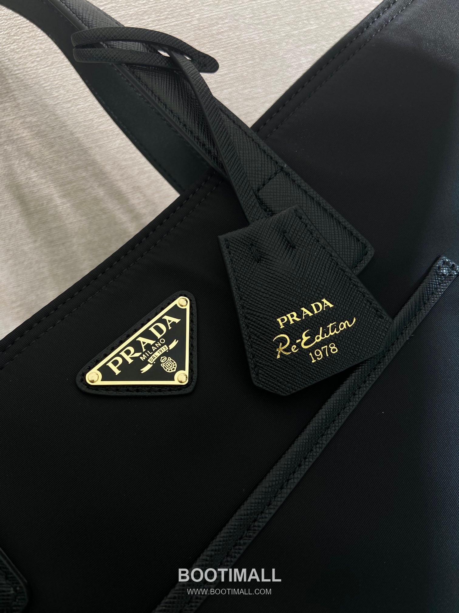 Prada Re-Nylon Crescent Recycled Nylon Shoulder Bag 프라다 리나일론 크레센트 1BH222 재생 나일론 숄더백 30cm 8