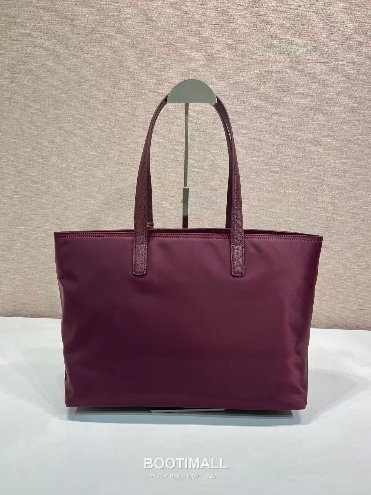 Prada Re-Nylon Saffiano Handle Recycled Nylon Tote Bag 프라다 1BG555 리나일론 사피아노 핸들 리사이클 나일론 토트백 35cm 4