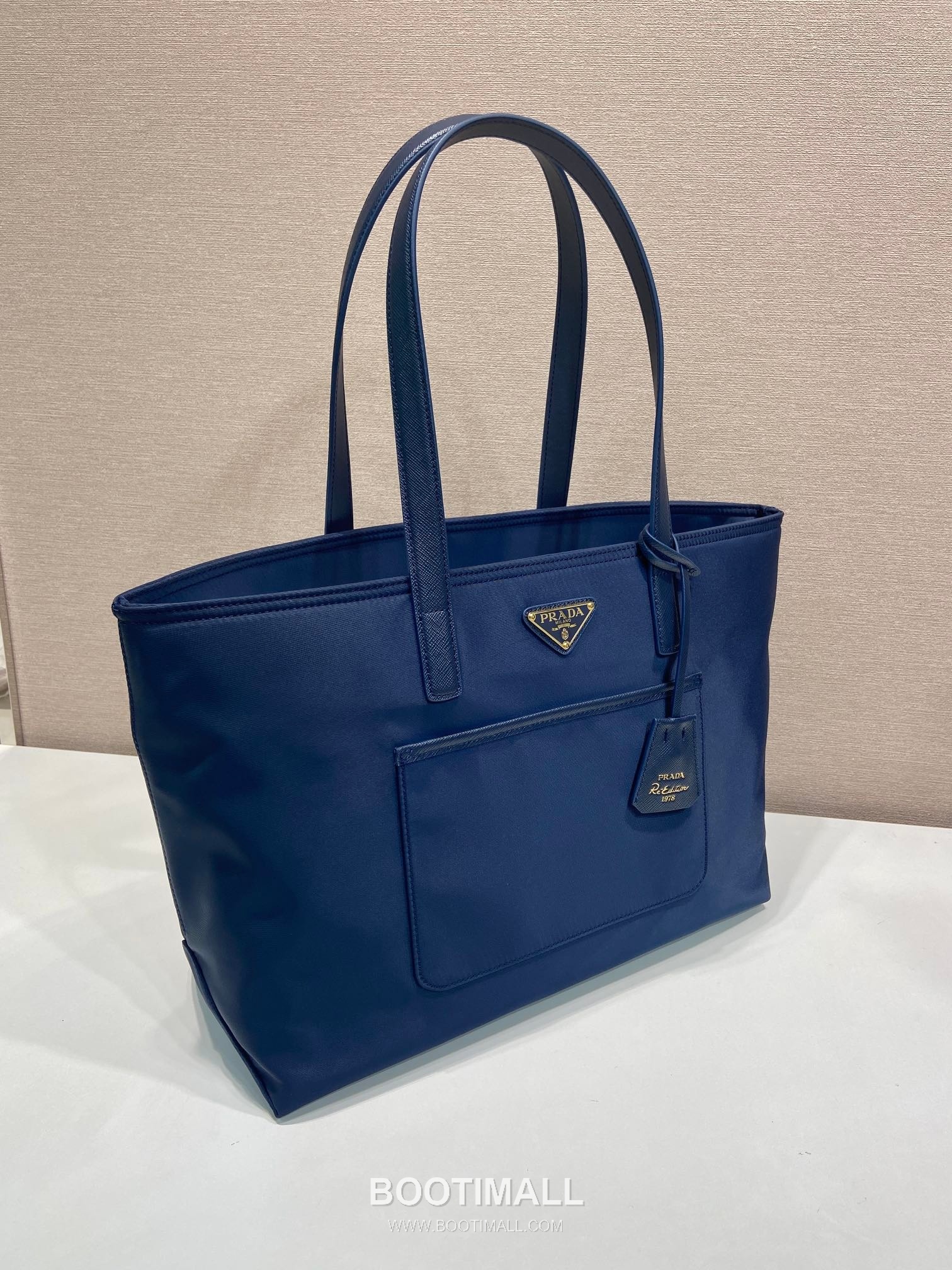 Prada Re-Nylon Saffiano Handle Recycled Nylon Tote Bag 프라다 1BG555 리나일론 사피아노 핸들 리사이클 나일론 토트백 35cm 2