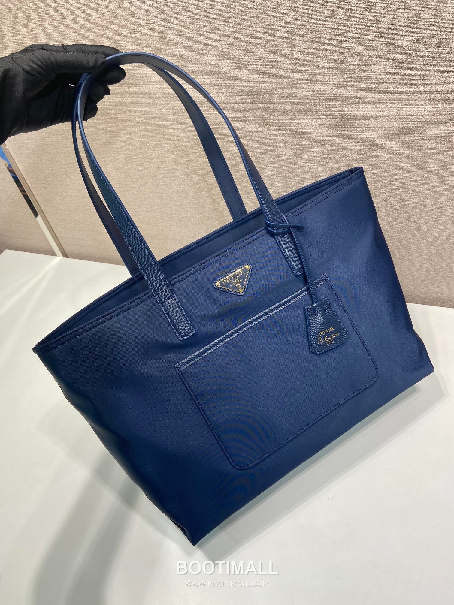 Prada Re-Nylon Saffiano Handle Recycled Nylon Tote Bag 프라다 1BG555 리나일론 사피아노 핸들 리사이클 나일론 토트백 35cm 3