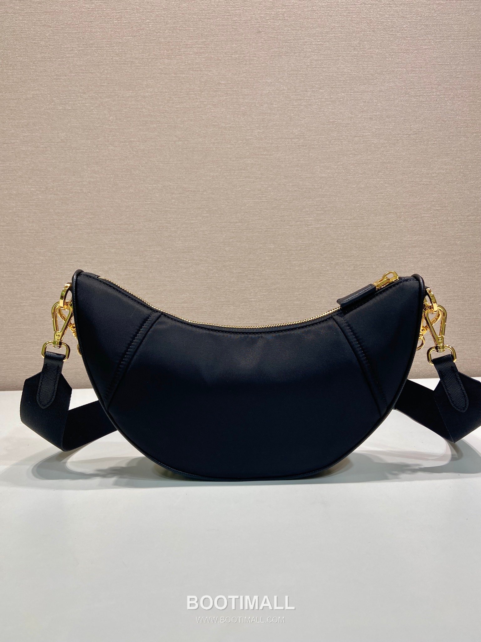 Prada Re-Nylon Crescent Recycled Nylon Shoulder Bag 프라다 리나일론 크레센트 1BH222 재생 나일론 숄더백 30cm 5