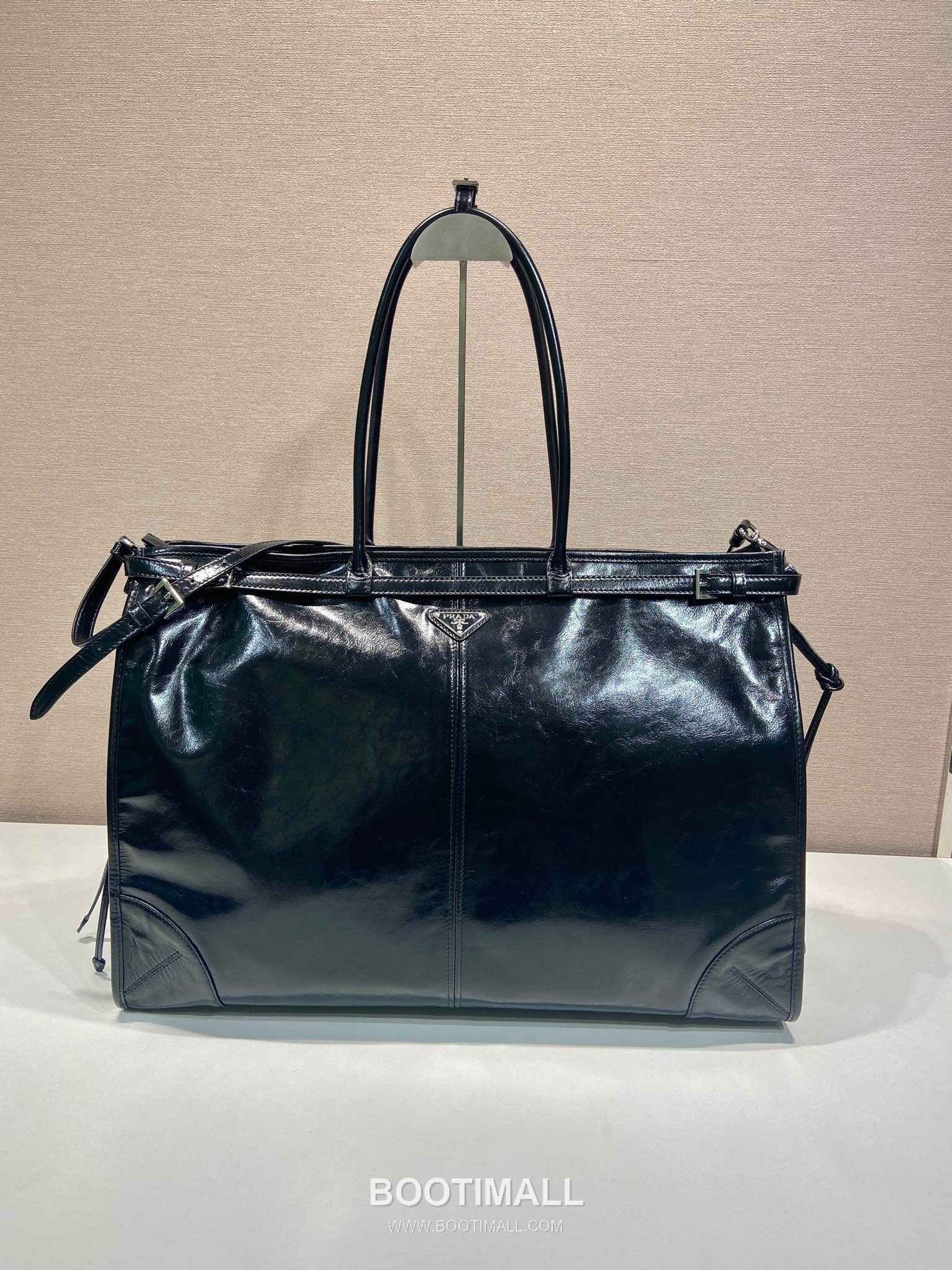 Prada LusSolf Oiled Waxed Leather Top Handle Bag 프라다 루스솔프 2VG128 오일드 왁스 레더 탑핸들백 50cm 1
