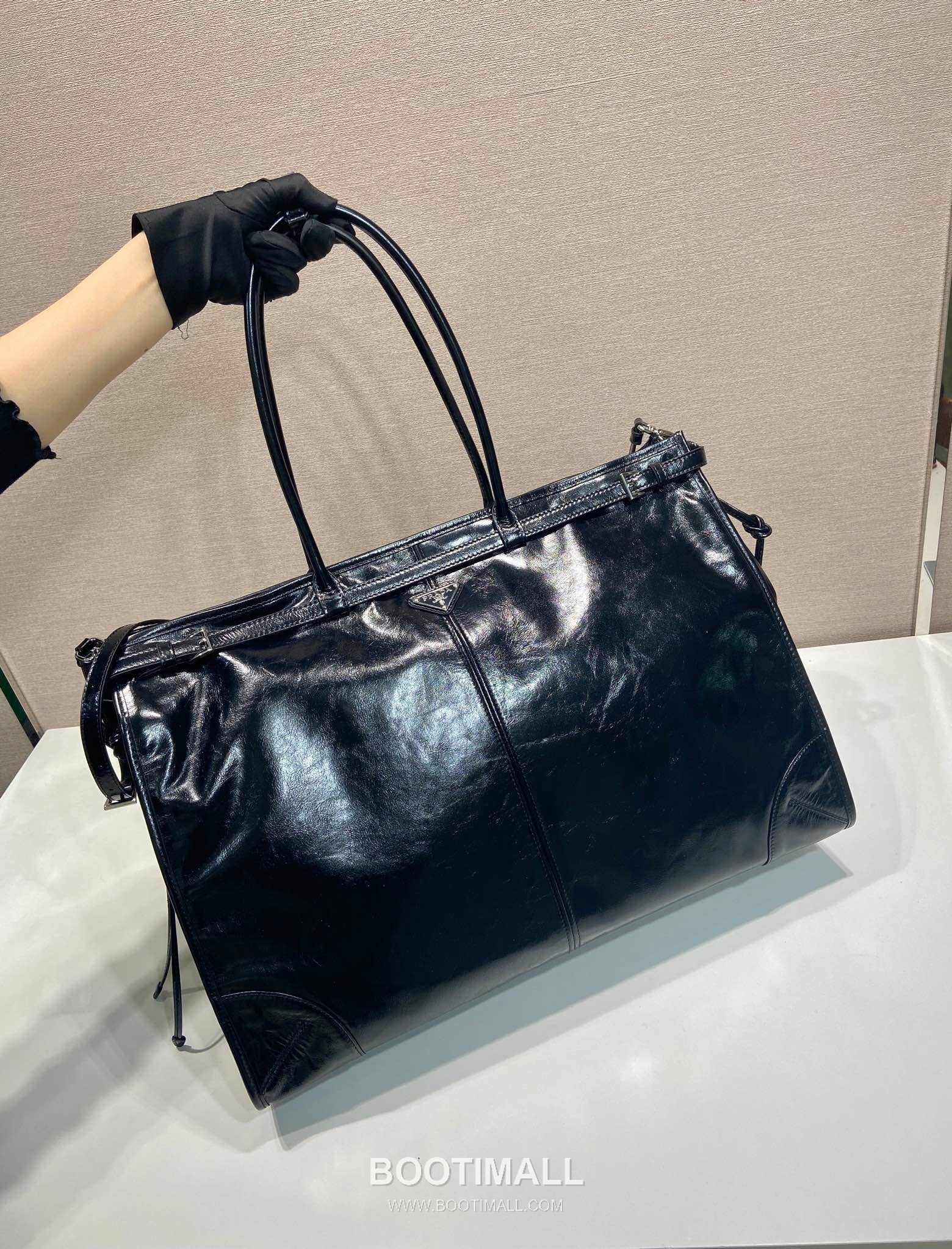 Prada LusSolf Oiled Waxed Leather Top Handle Bag 프라다 루스솔프 2VG128 오일드 왁스 레더 탑핸들백 50cm 3