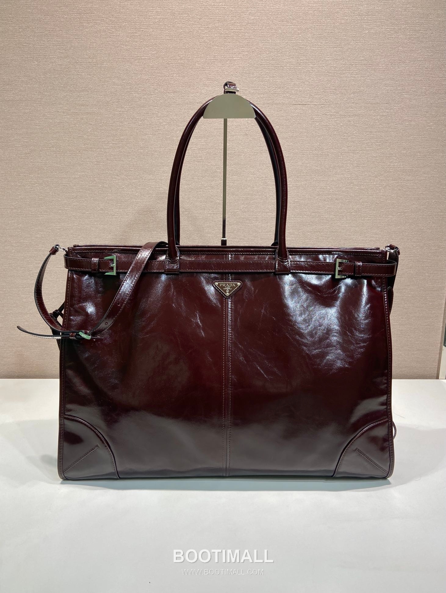 Prada LusSolf Oiled Waxed Leather Top Handle Bag 프라다 루스솔프 2VG128 오일드 왁스 레더 탑핸들백 50cm 1