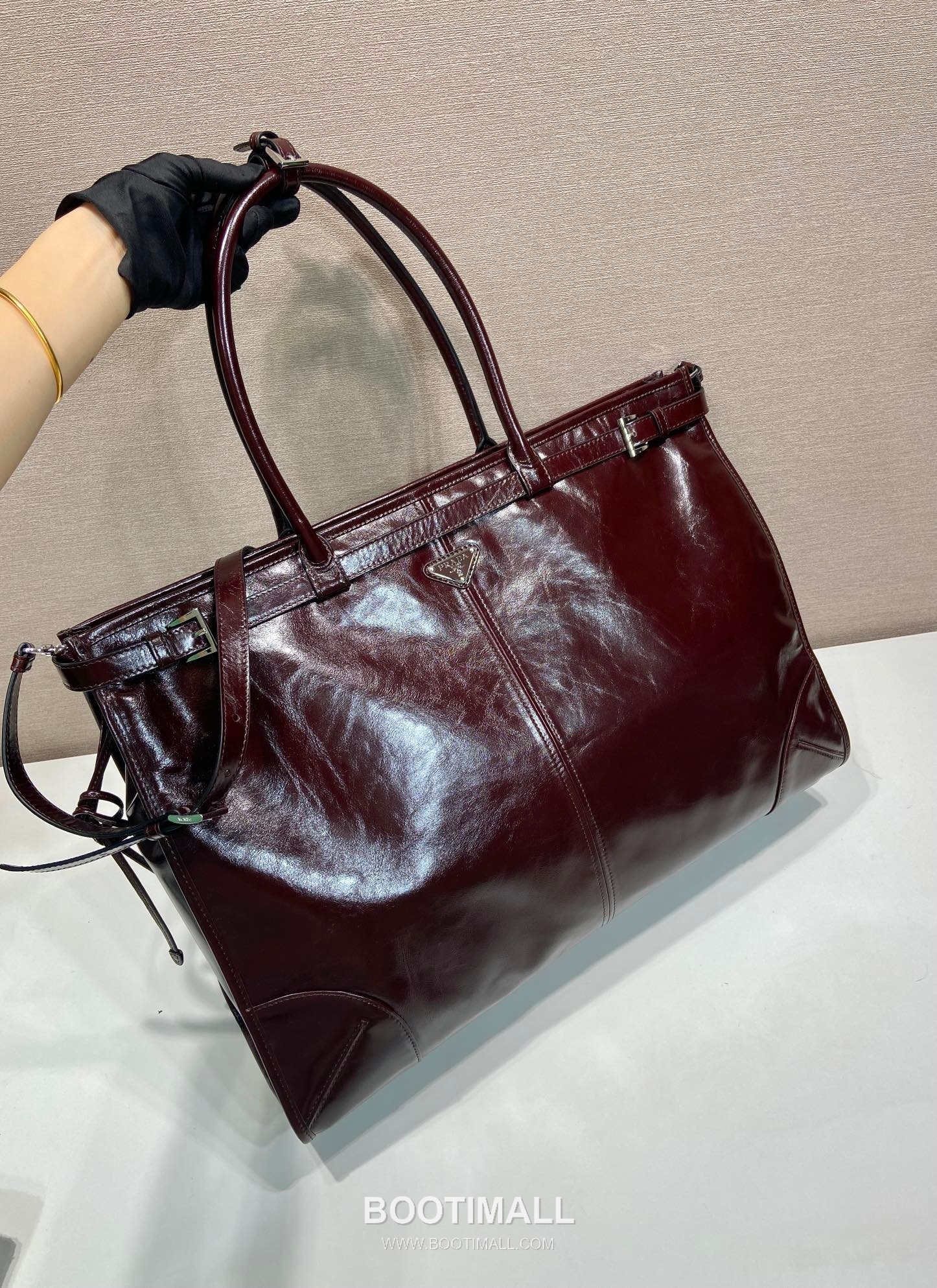 Prada LusSolf Oiled Waxed Leather Top Handle Bag 프라다 루스솔프 2VG128 오일드 왁스 레더 탑핸들백 50cm 3