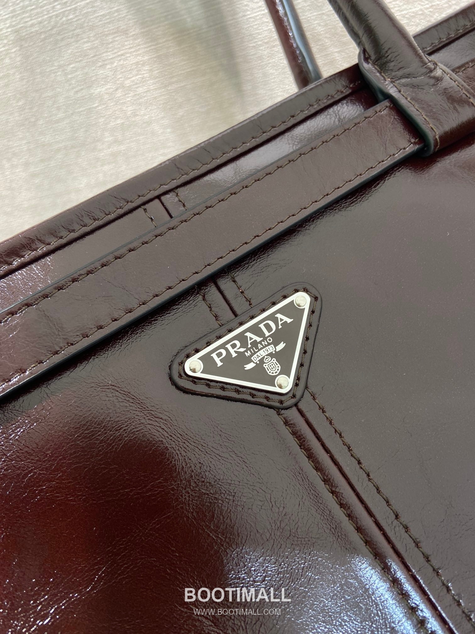 Prada LusSolf Oiled Waxed Leather Top Handle Bag 프라다 루스솔프 2VG128 오일드 왁스 레더 탑핸들백 50cm 7