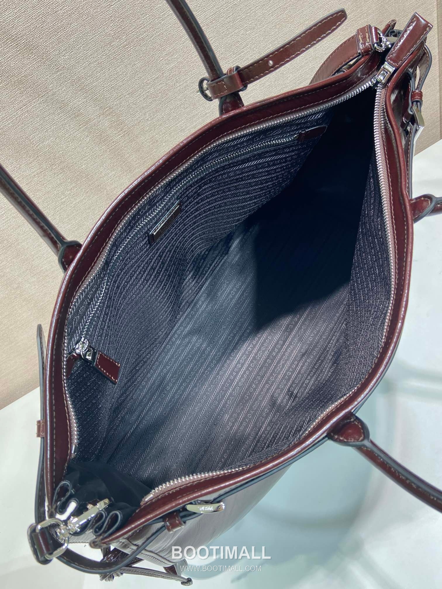 Prada LusSolf Oiled Waxed Leather Top Handle Bag 프라다 루스솔프 2VG128 오일드 왁스 레더 탑핸들백 50cm 8