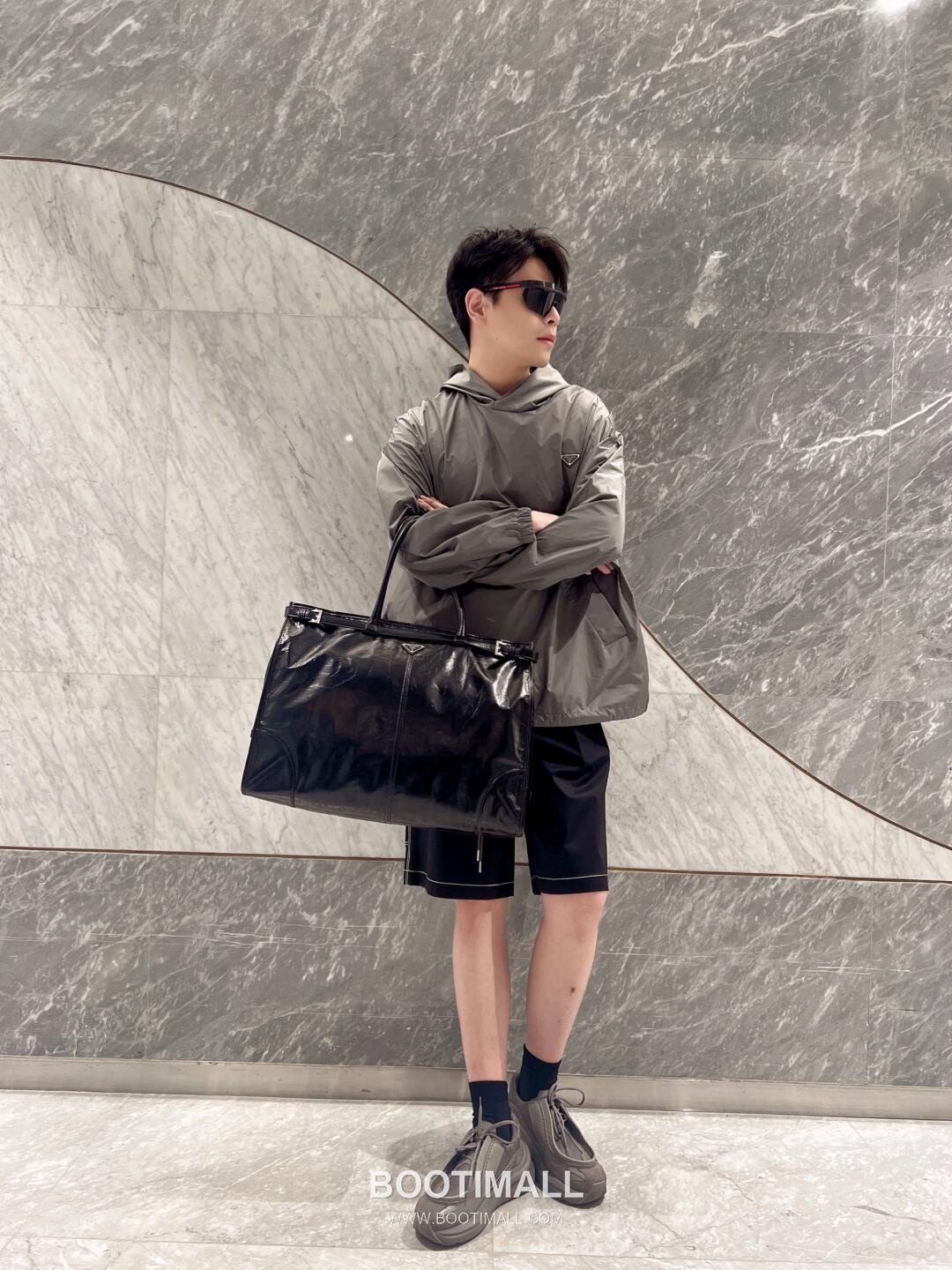 Prada LusSolf Oiled Waxed Leather Top Handle Bag 프라다 루스솔프 2VG128 오일드 왁스 레더 탑핸들백 50cm 11