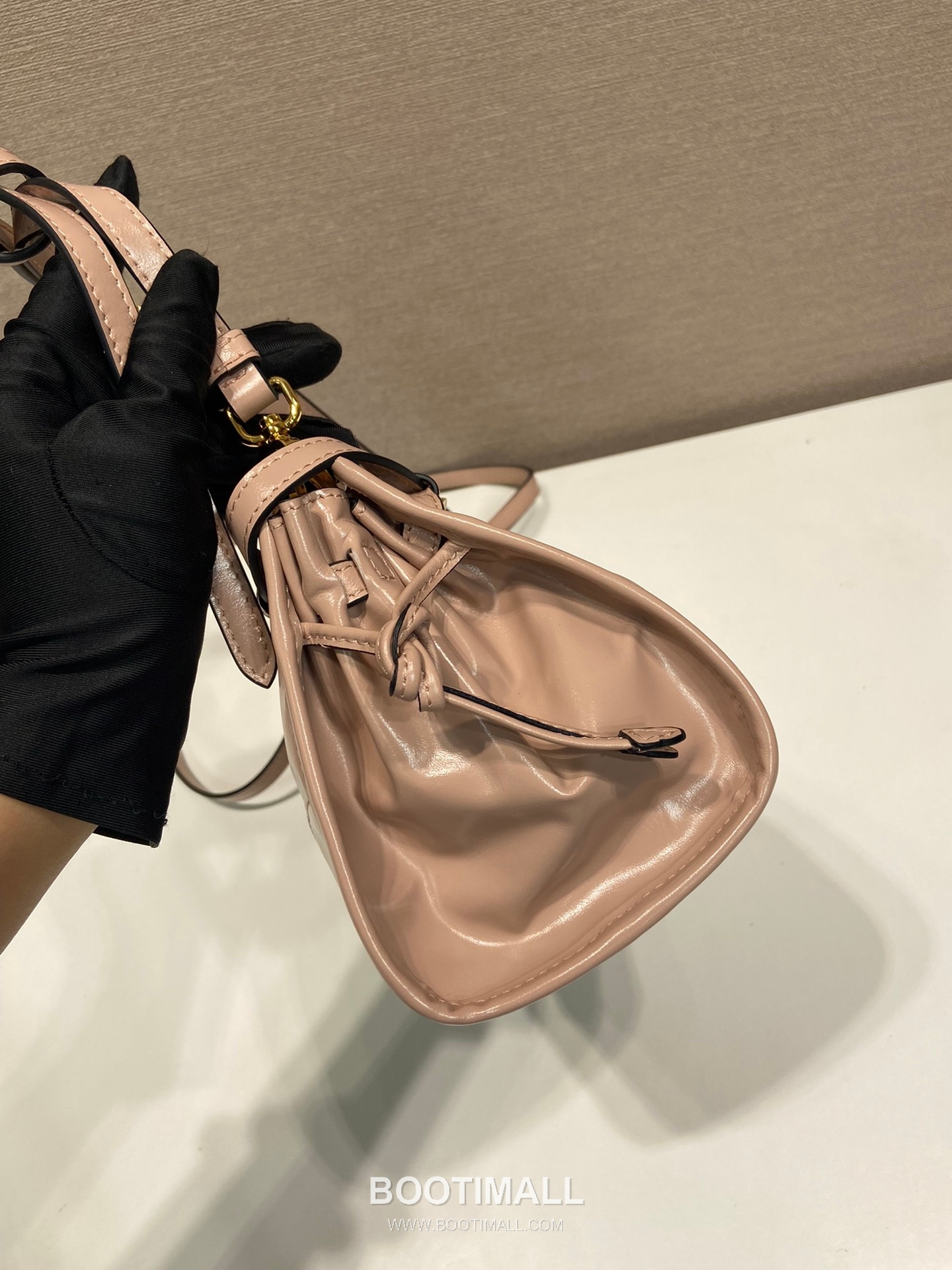 Prada LusSolf Oiled Waxed Leather Crossbody Bag 프라다 루스솔프 1BA215 오일드 왁스 레더 크로스백 26cm 5