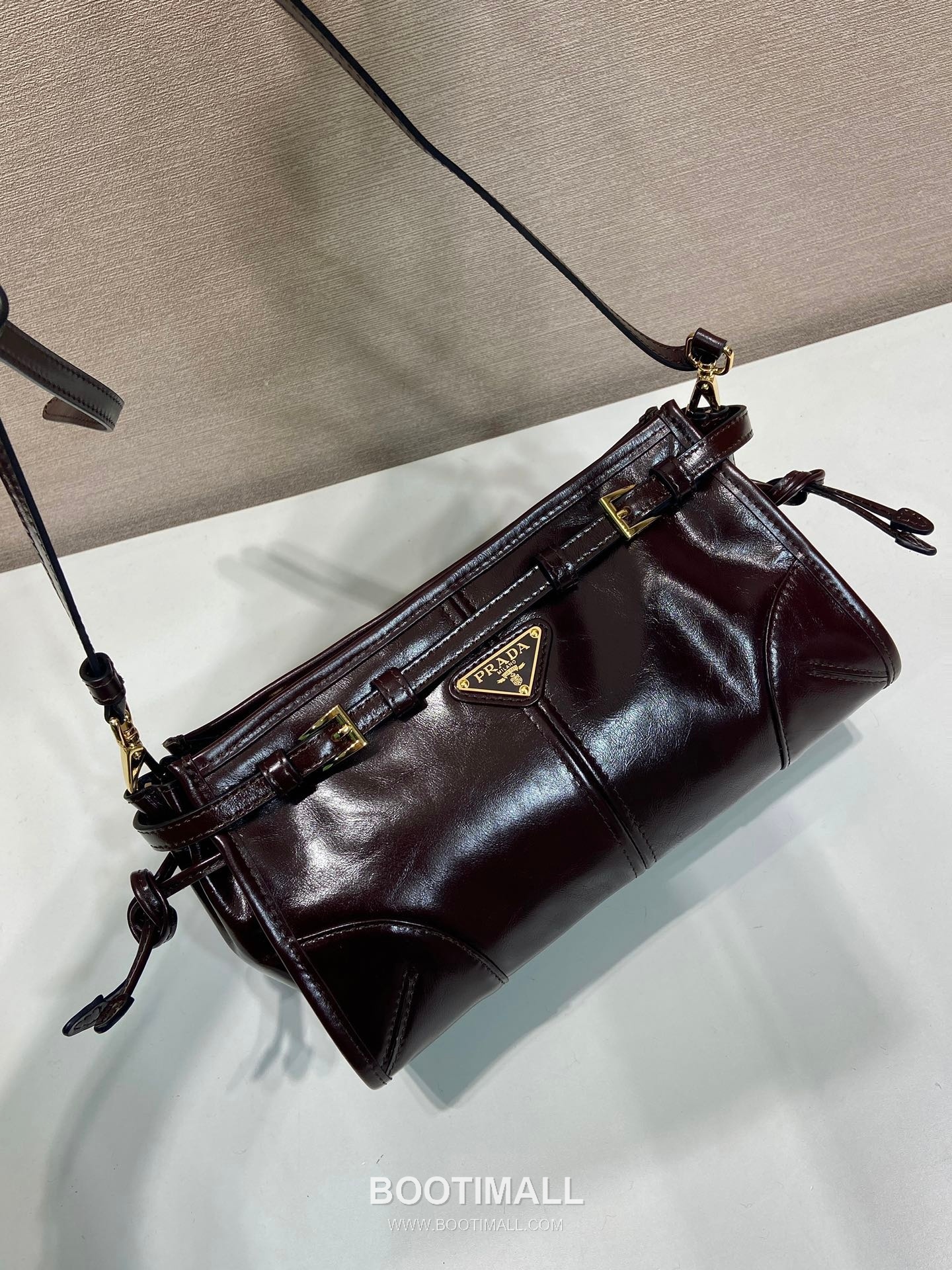 Prada LusSolf Oiled Waxed Leather Crossbody Bag 프라다 루스솔프 1BA215 오일드 왁스 레더 크로스백 26cm 3