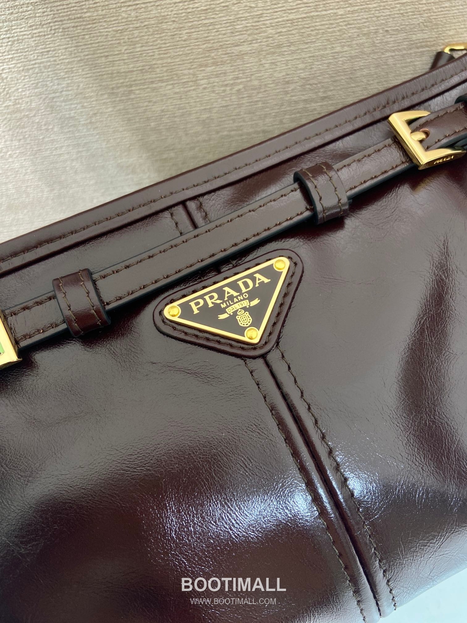 Prada LusSolf Oiled Waxed Leather Crossbody Bag 프라다 루스솔프 1BA215 오일드 왁스 레더 크로스백 26cm 7