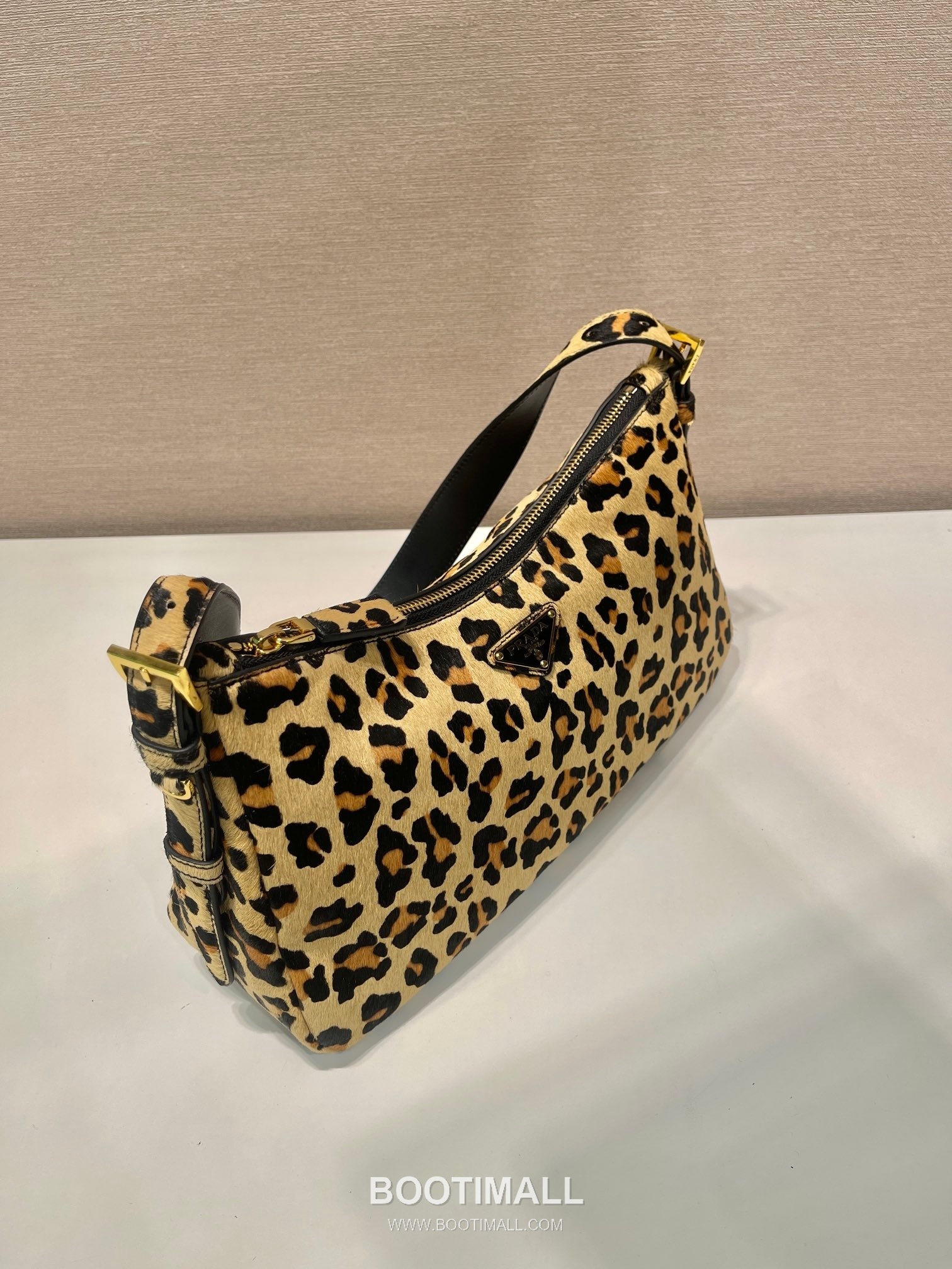 Prada Aimee Leopard Print Printed Fabric Hobo Bag 프라다 에이미 레오파드 프린트 1BC229 패브릭 호보백 31cm 4
