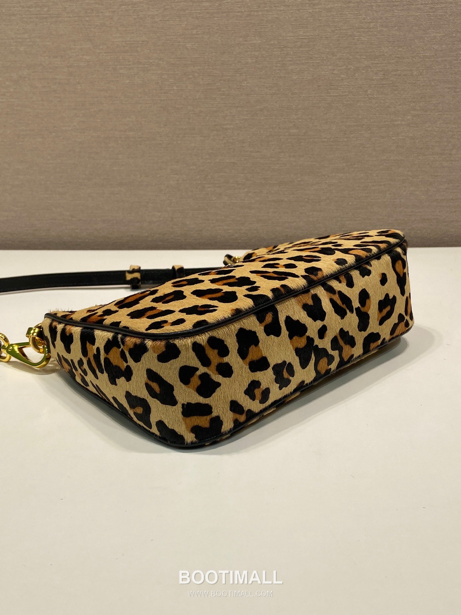 Prada Arqué Leopard Print Leather Brown Hobo Bag 프라다 1BC204 아르케 레오파드 프린트 가죽 브라운 호보백 23cm 6