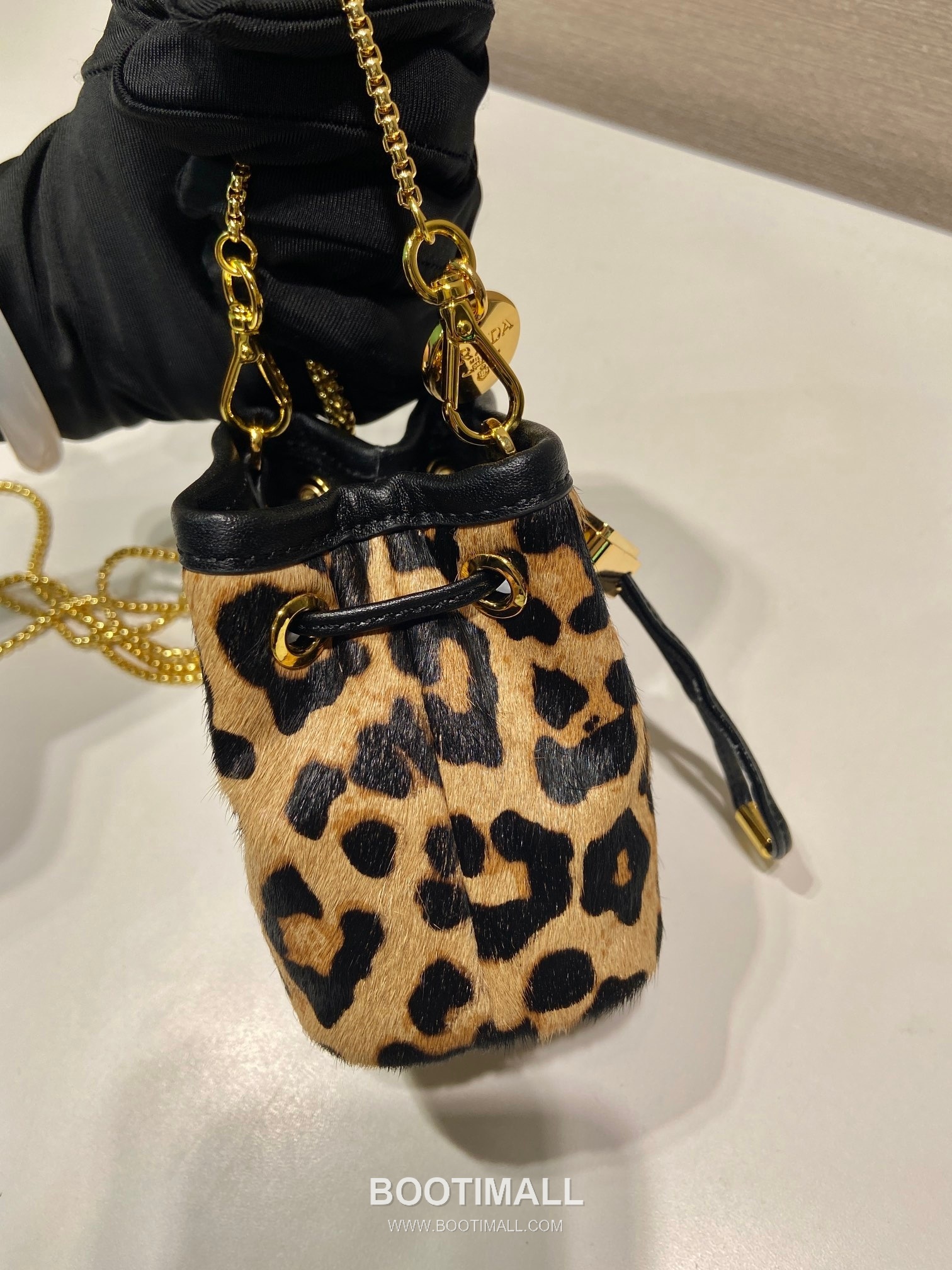 Prada Enamel Triangle Logo Leopard Print Mini Bucket Bag 1NR016 프라다 에나멜 트라이앵글 로고 레오파드 미니 버킷백 12cm 7