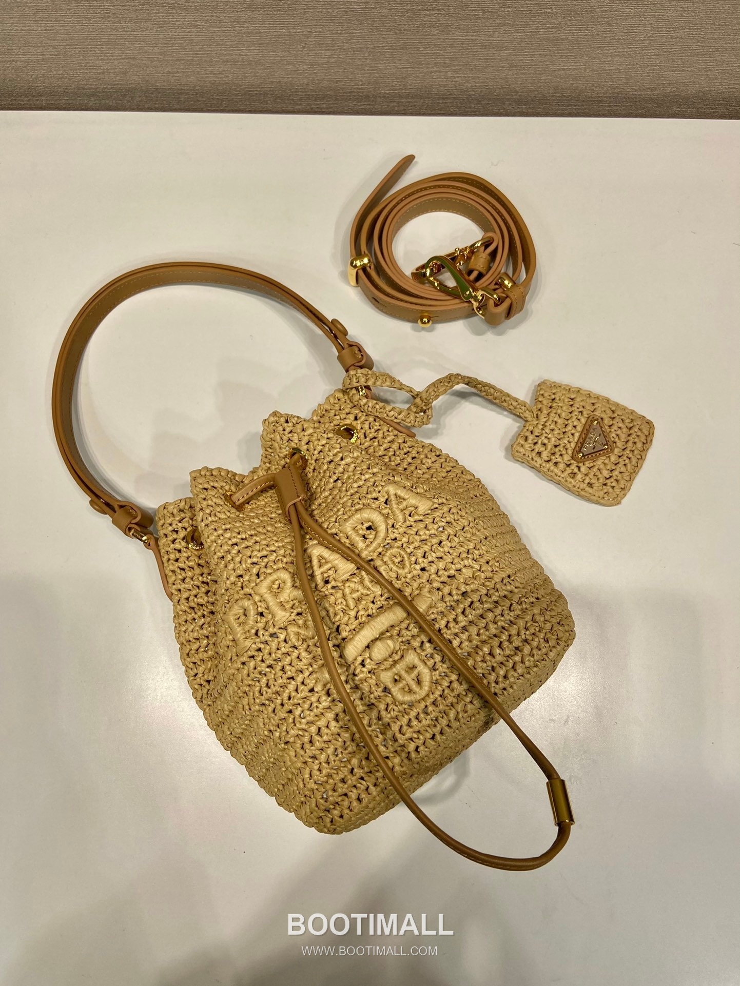 Prada Raffia Woven Bucket Bag 1BE068 프라다 라피아 위빙 버킷백 19cm 2