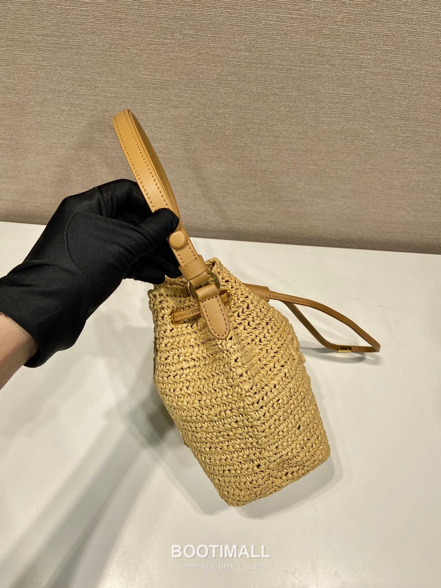 Prada Raffia Woven Bucket Bag 1BE068 프라다 라피아 위빙 버킷백 19cm 5