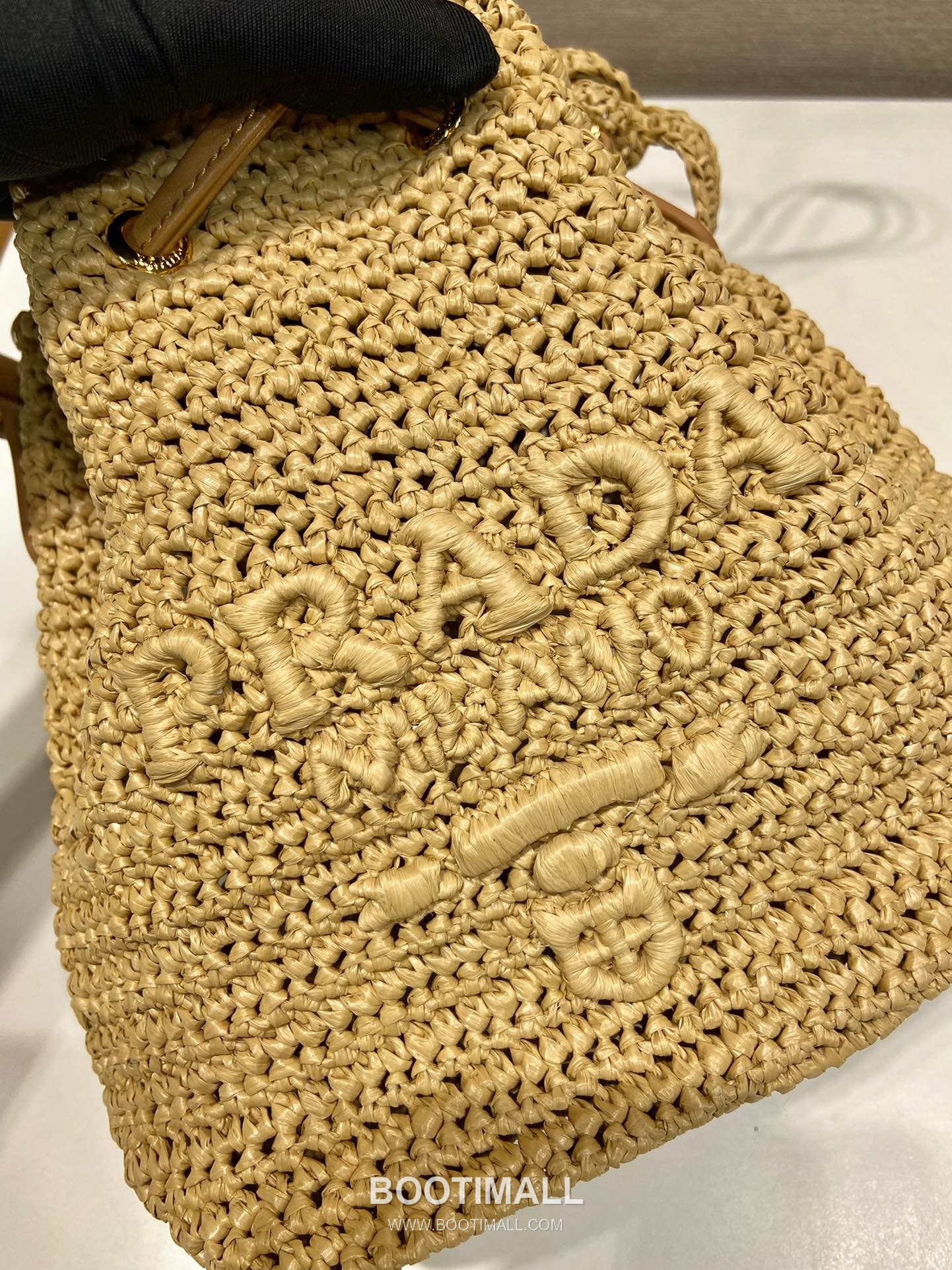 Prada Raffia Woven Bucket Bag 1BE068 프라다 라피아 위빙 버킷백 19cm 7