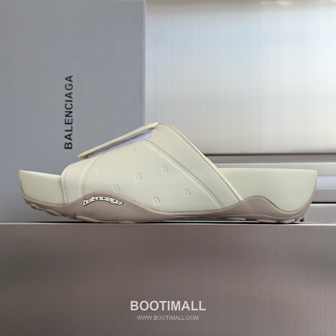 Balenciaga Monday Ultra Retro 3B Leather Textile Black Slides 발렌시아가 먼데이 울트라 레트로 3B 가죽 텍스타일 블랙 슬라이드 2