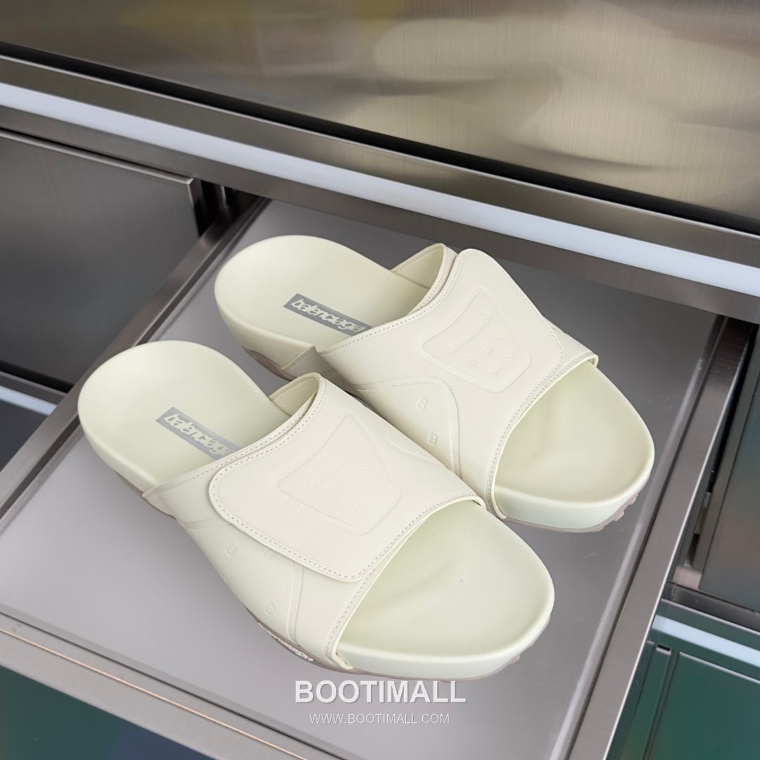 Balenciaga Monday Ultra Retro 3B Leather Textile Black Slides 발렌시아가 먼데이 울트라 레트로 3B 가죽 텍스타일 블랙 슬라이드 3