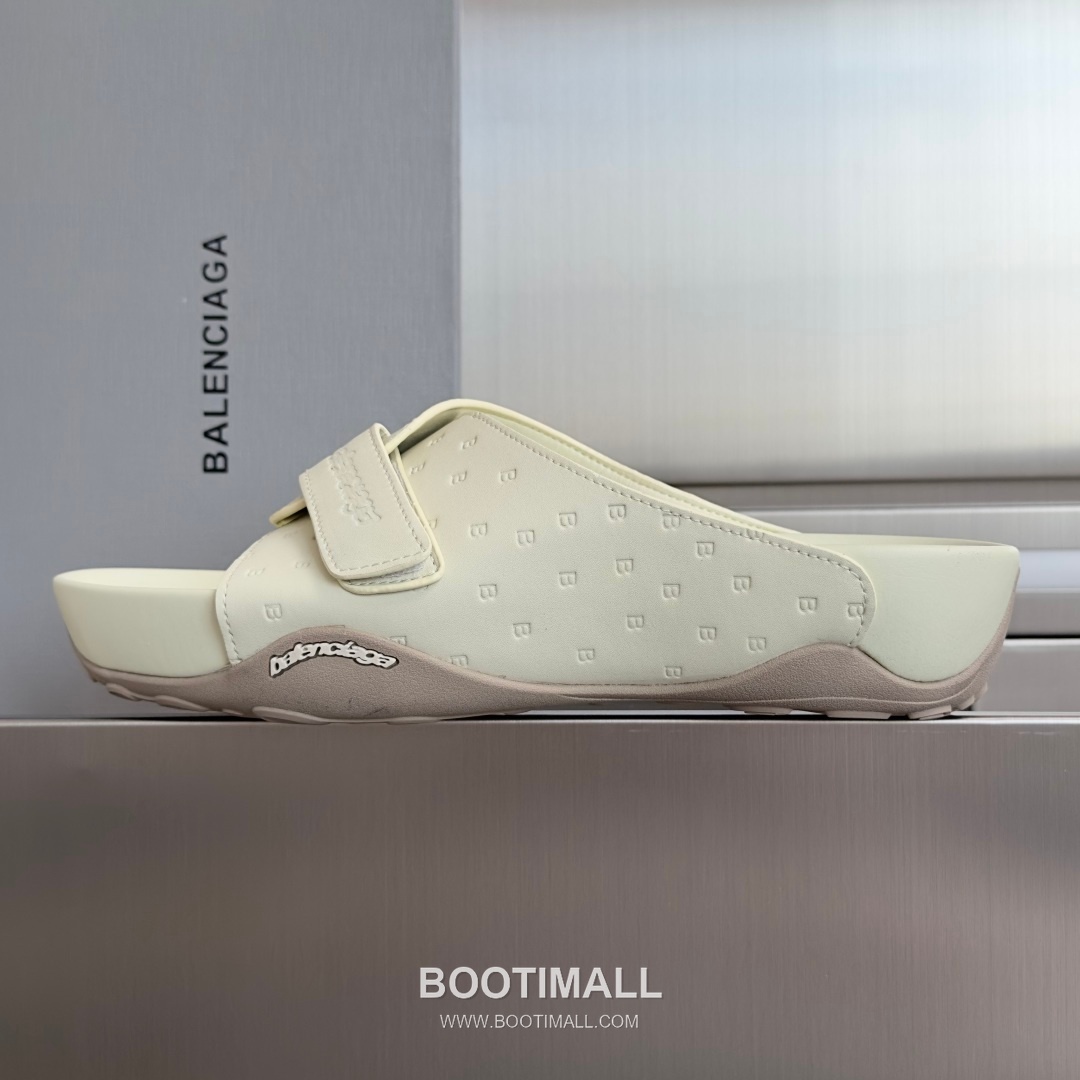 Balenciaga Monday Ultra Retro 3B Leather Textile Black Slides 발렌시아가 먼데이 울트라 레트로 3B 가죽 텍스타일 블랙 슬라이드 2