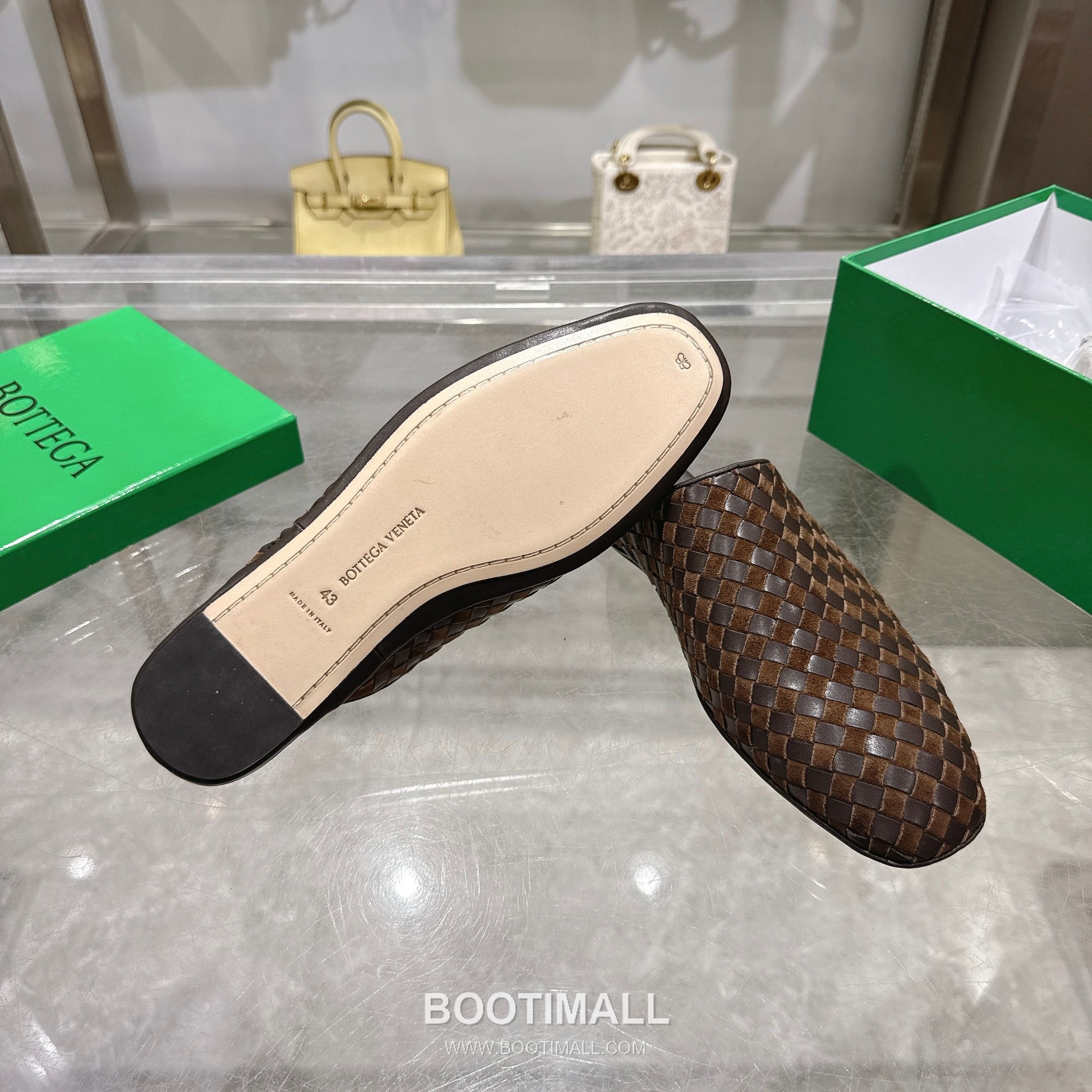 Bottega Veneta Bicolor Intrecciato Square-Toe Leather Black Slides 보테가 베네타 바이컬러 인트레치아토 스퀘어토 가죽 블랙 슬라이드 9