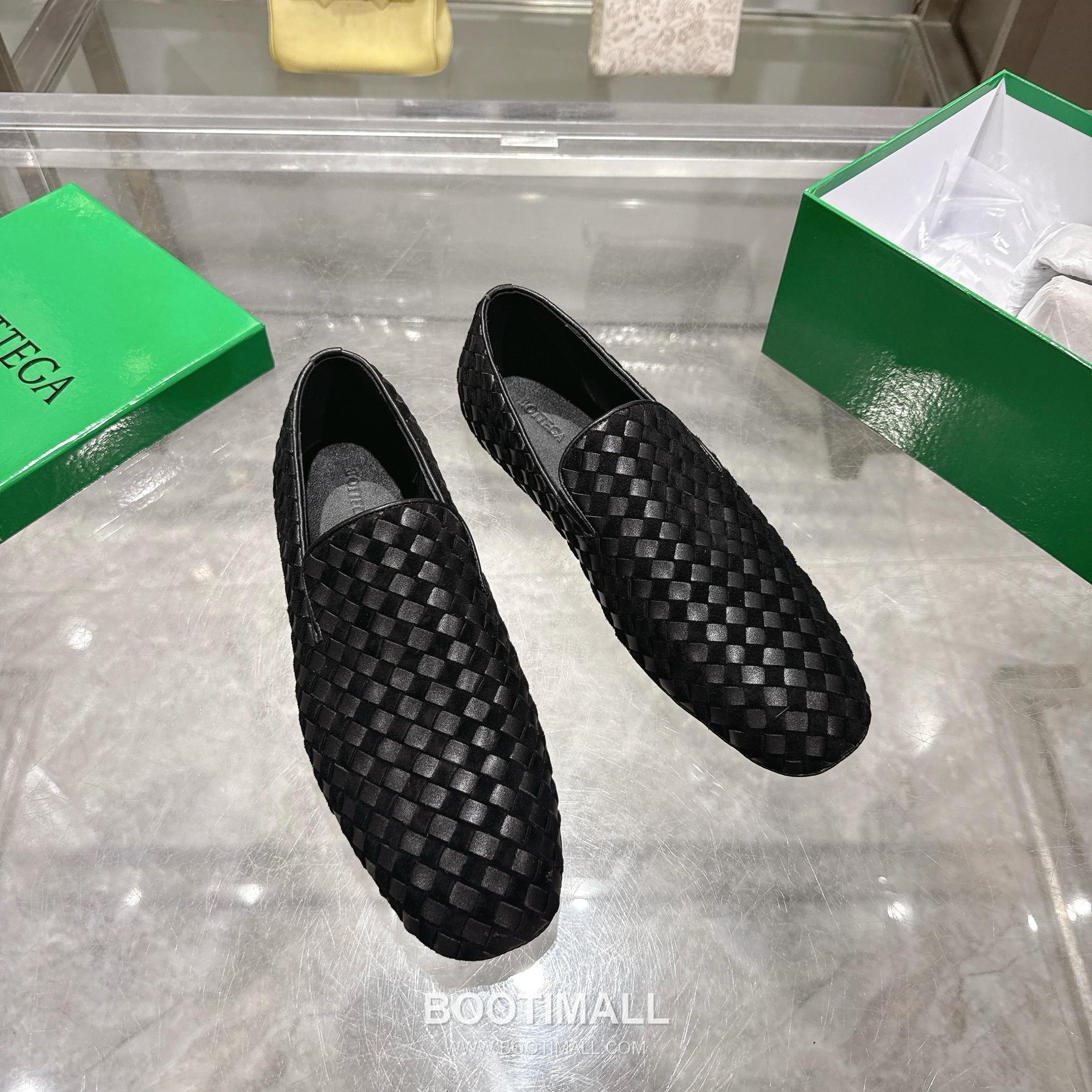 Bottega Veneta Bicolor Intrecciato Square-Toe Leather Black Slides 보테가 베네타 바이컬러 인트레치아토 스퀘어토 가죽 블랙 슬라이드 2