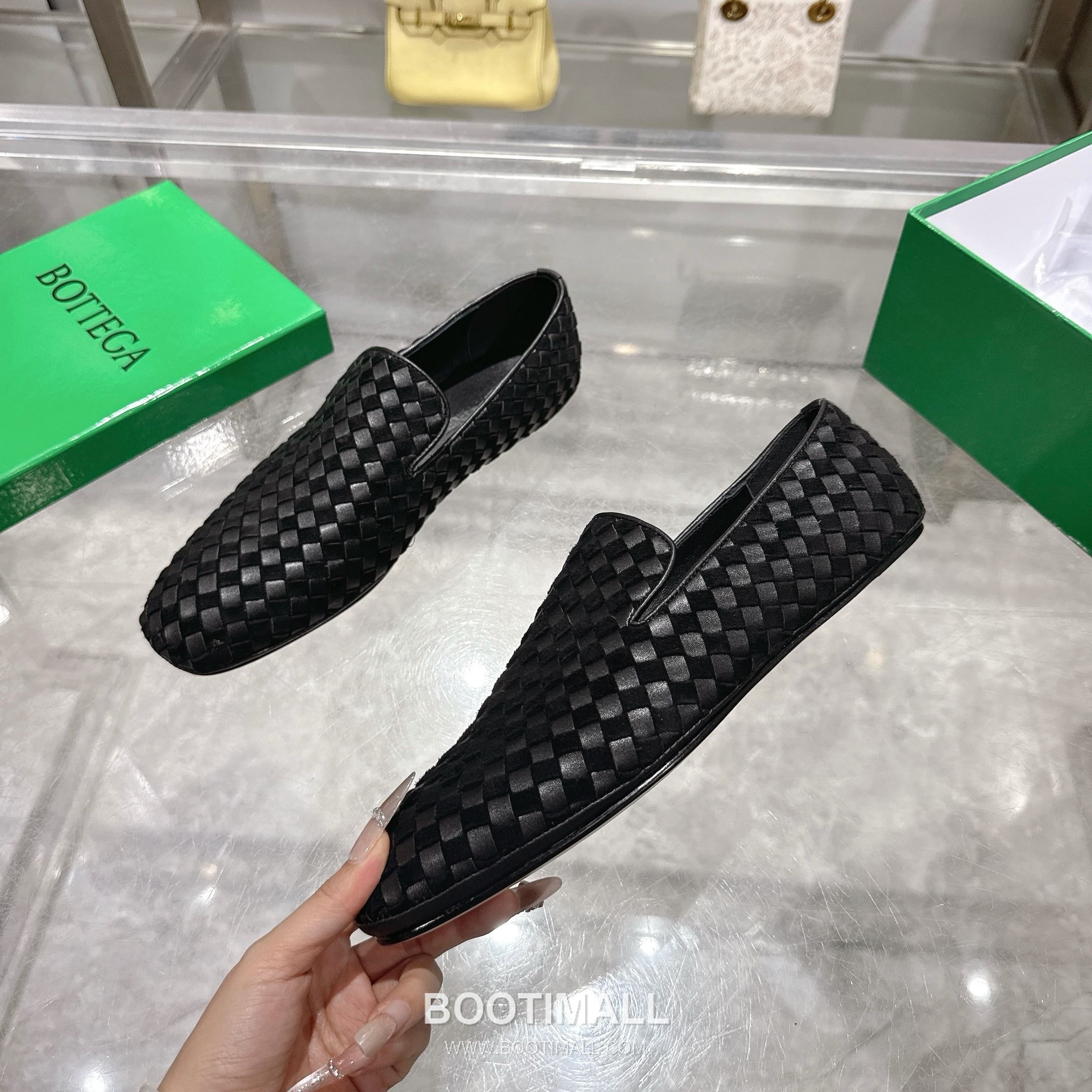 Bottega Veneta Bicolor Intrecciato Square-Toe Leather Black Slides 보테가 베네타 바이컬러 인트레치아토 스퀘어토 가죽 블랙 슬라이드 4