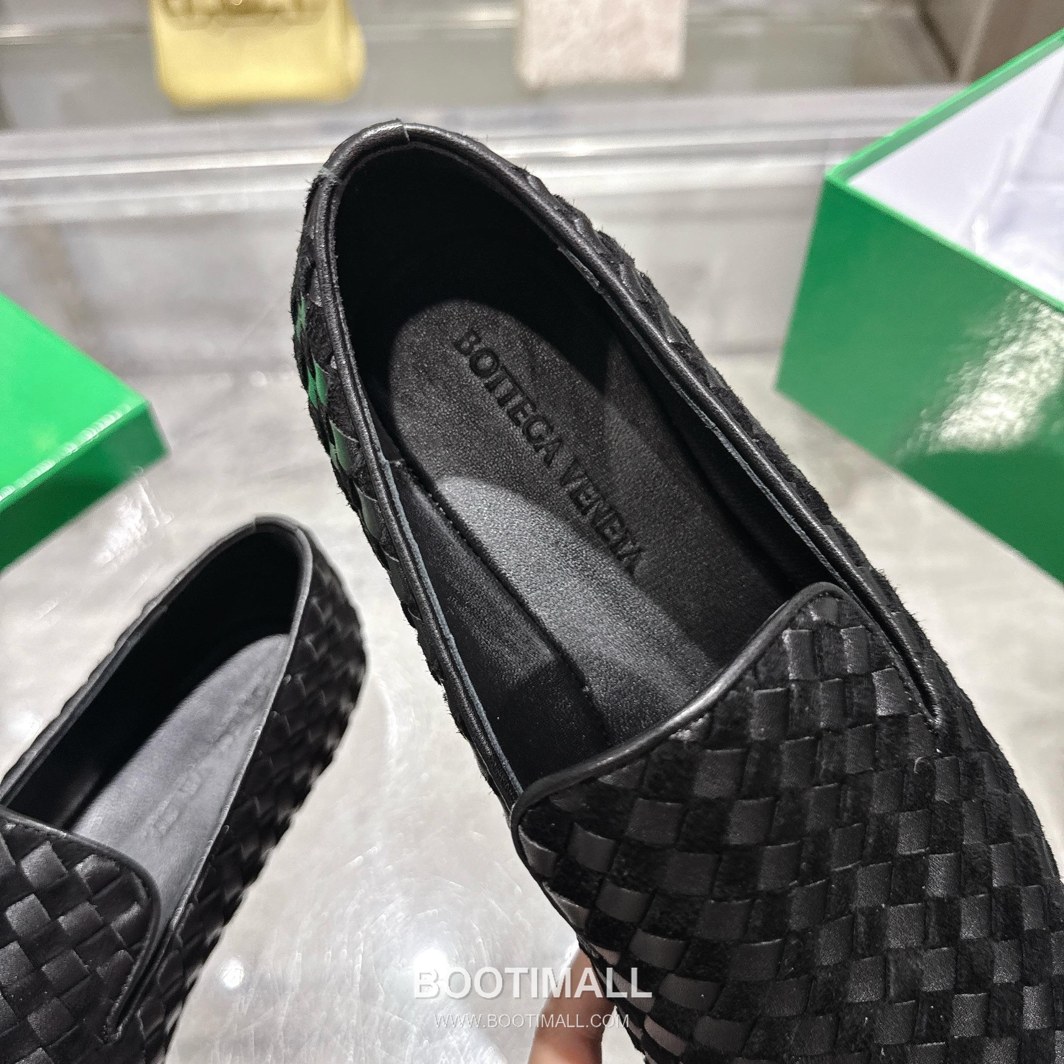 Bottega Veneta Bicolor Intrecciato Square-Toe Leather Black Slides 보테가 베네타 바이컬러 인트레치아토 스퀘어토 가죽 블랙 슬라이드 7