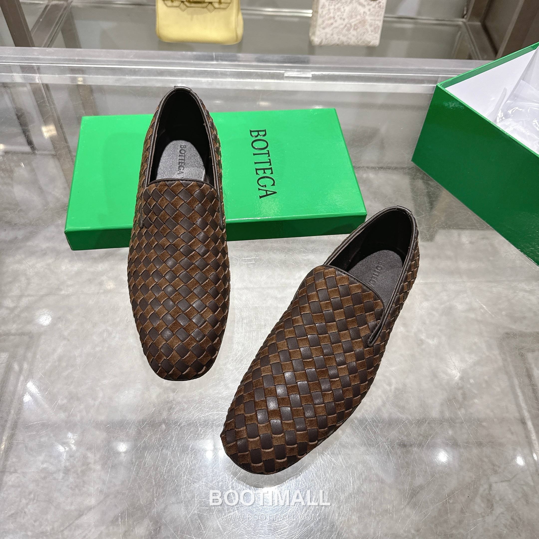 Bottega Veneta Bicolor Intrecciato Square-Toe Leather Black Slides 보테가 베네타 바이컬러 인트레치아토 스퀘어토 가죽 블랙 슬라이드 4