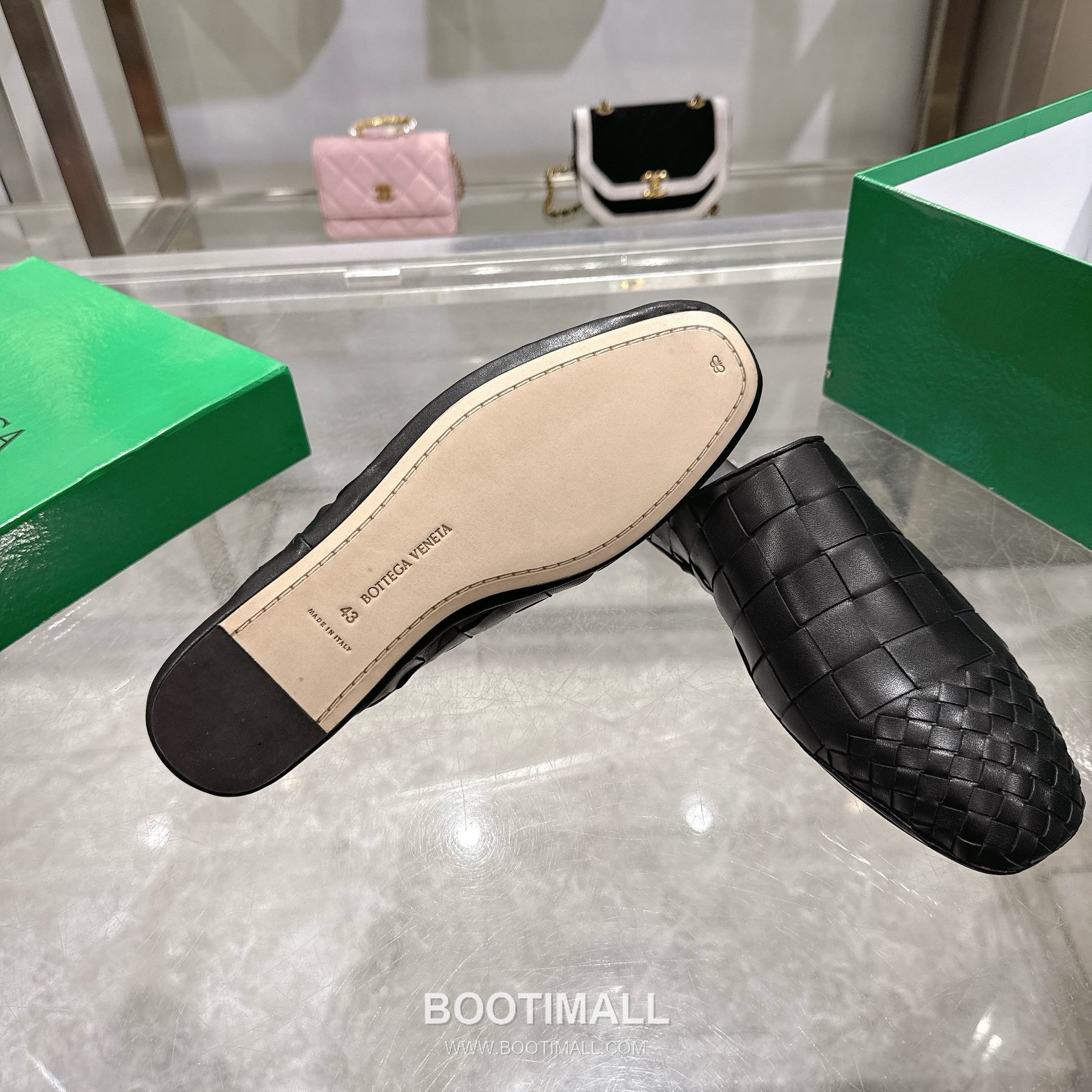 Bottega Veneta Bicolor Intrecciato Square-Toe Leather Black Slides 보테가 베네타 바이컬러 인트레치아토 스퀘어토 가죽 블랙 슬라이드 9