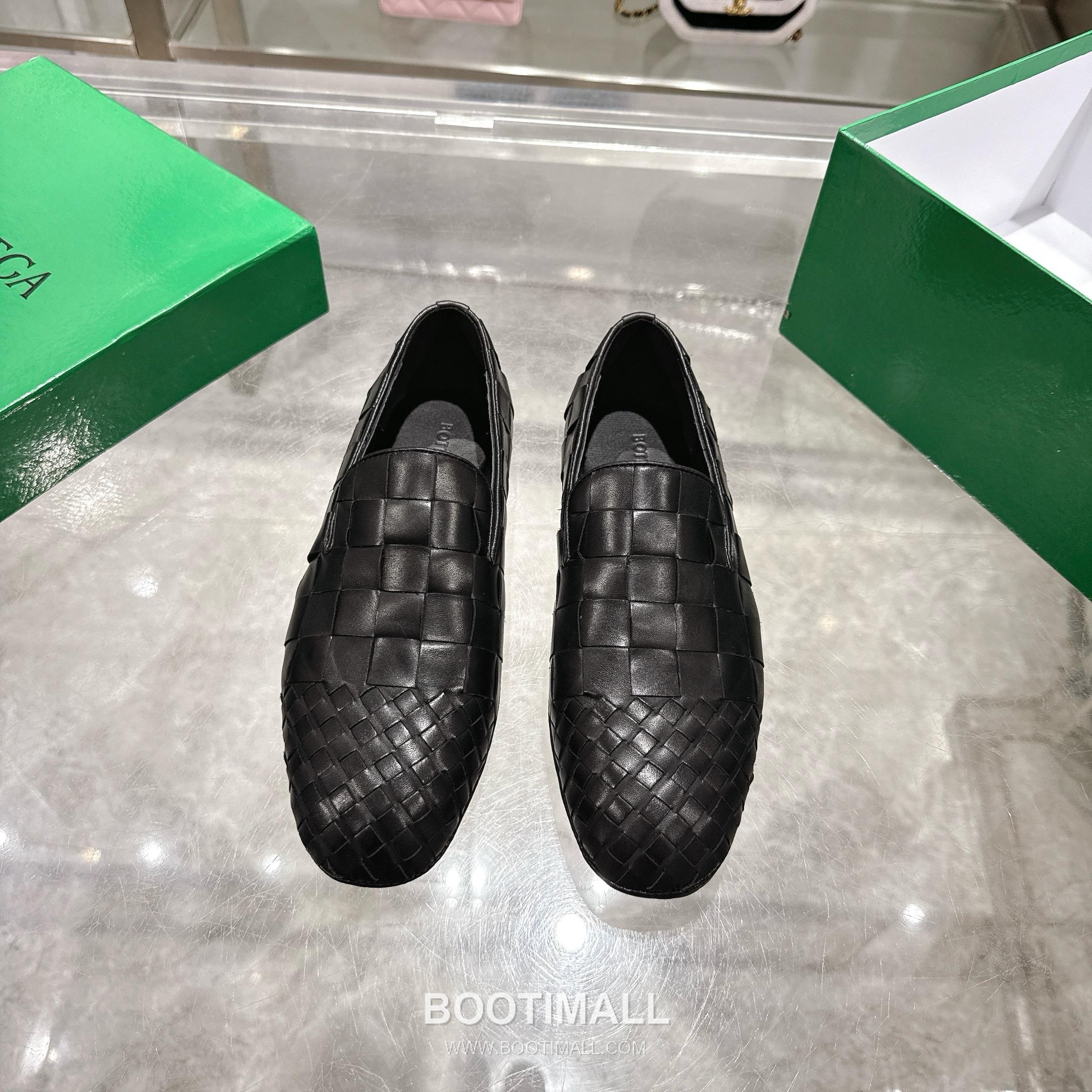 Bottega Veneta Bicolor Intrecciato Square-Toe Leather Black Slides 보테가 베네타 바이컬러 인트레치아토 스퀘어토 가죽 블랙 슬라이드 2