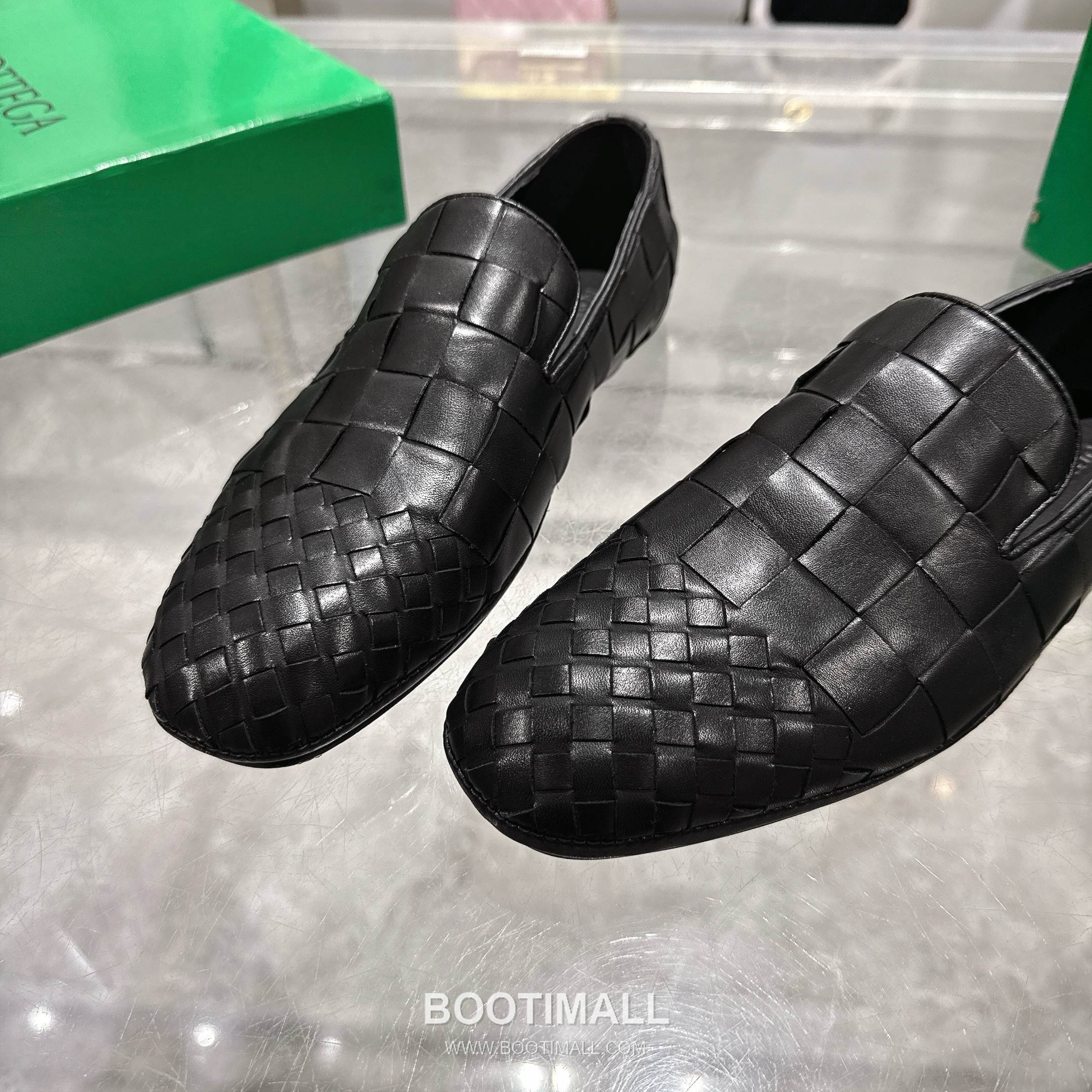 Bottega Veneta Bicolor Intrecciato Square-Toe Leather Black Slides 보테가 베네타 바이컬러 인트레치아토 스퀘어토 가죽 블랙 슬라이드 7