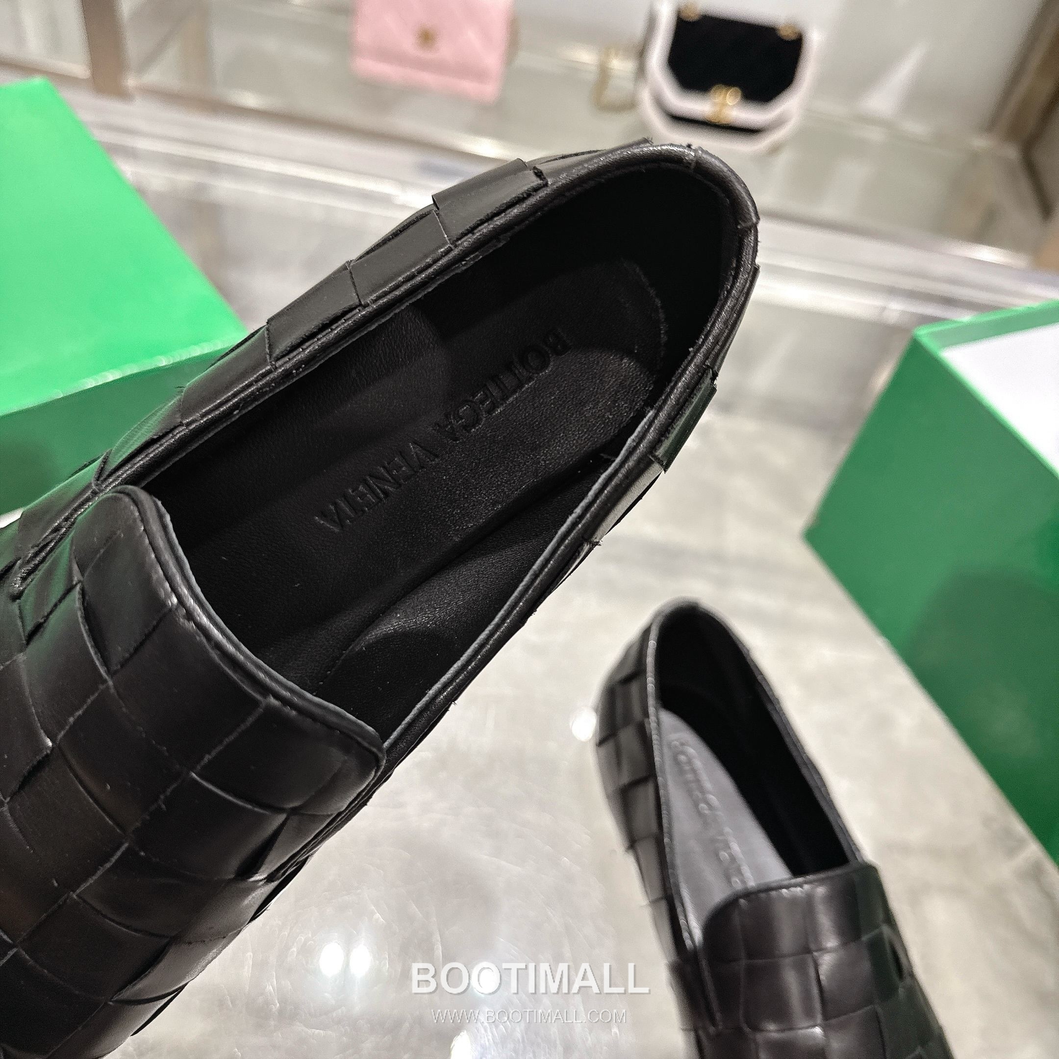 Bottega Veneta Bicolor Intrecciato Square-Toe Leather Black Slides 보테가 베네타 바이컬러 인트레치아토 스퀘어토 가죽 블랙 슬라이드 8