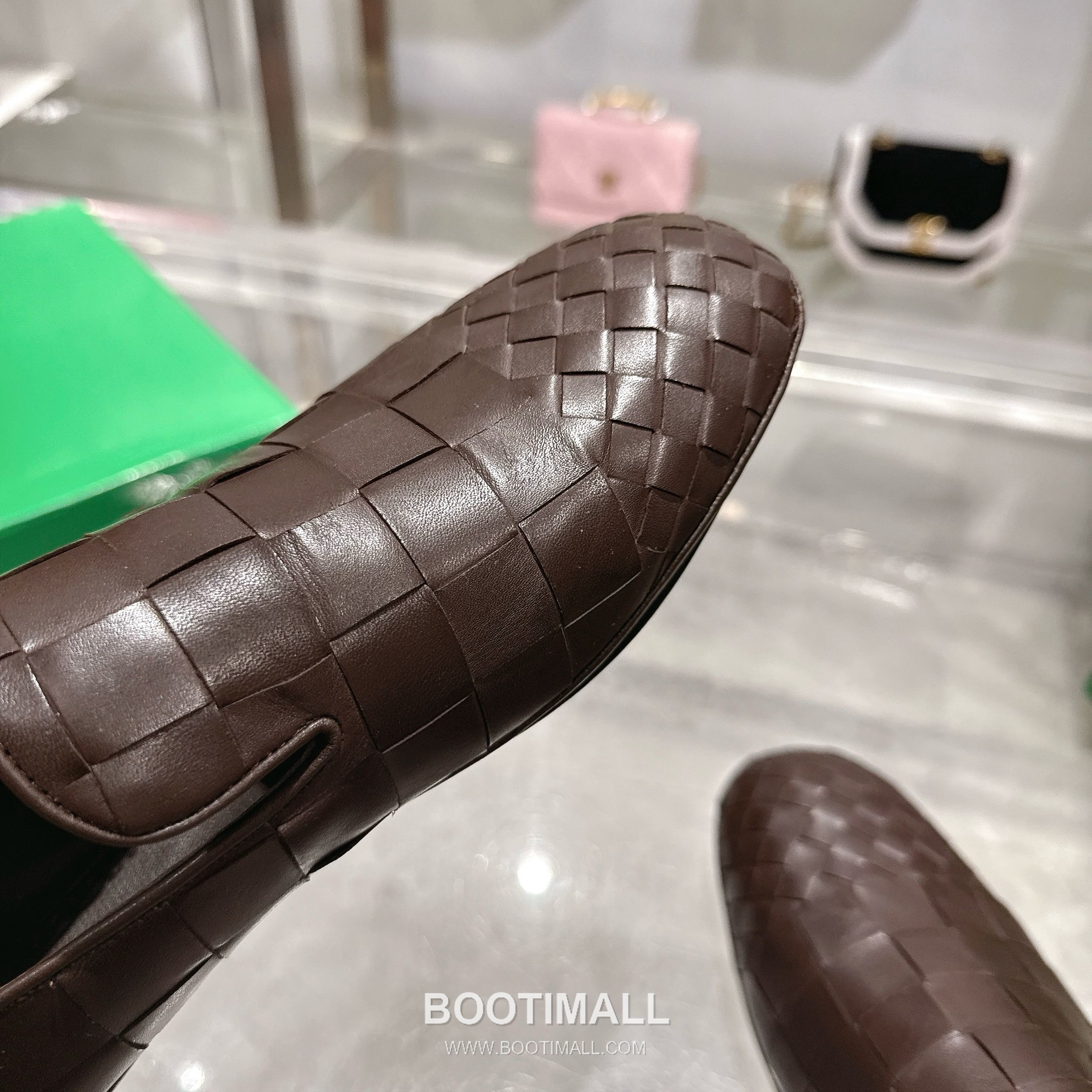 Bottega Veneta Bicolor Intrecciato Square-Toe Leather Black Slides 보테가 베네타 바이컬러 인트레치아토 스퀘어토 가죽 블랙 슬라이드 6