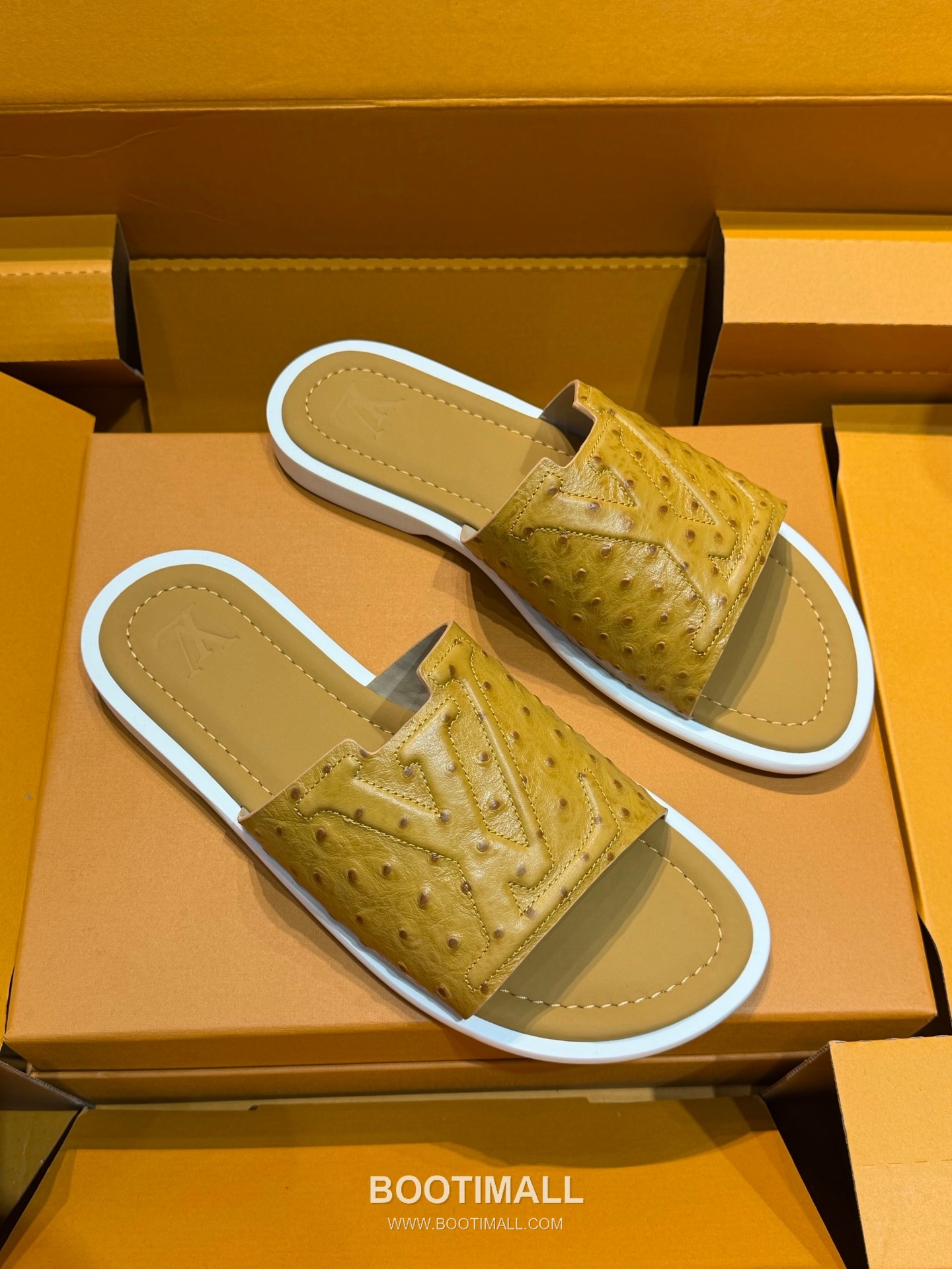 Louis Vuitton Oasis Monogram 5D Logo Calfskin Blue Slides 루이비통 오아시스 모노그램 5D 로고 송아지가죽 블루 슬라이드 4