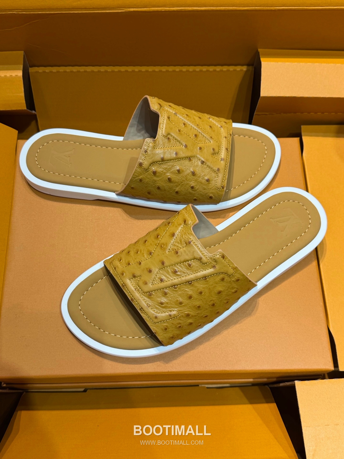 Louis Vuitton Oasis Monogram 5D Logo Calfskin Blue Slides 루이비통 오아시스 모노그램 5D 로고 송아지가죽 블루 슬라이드 5