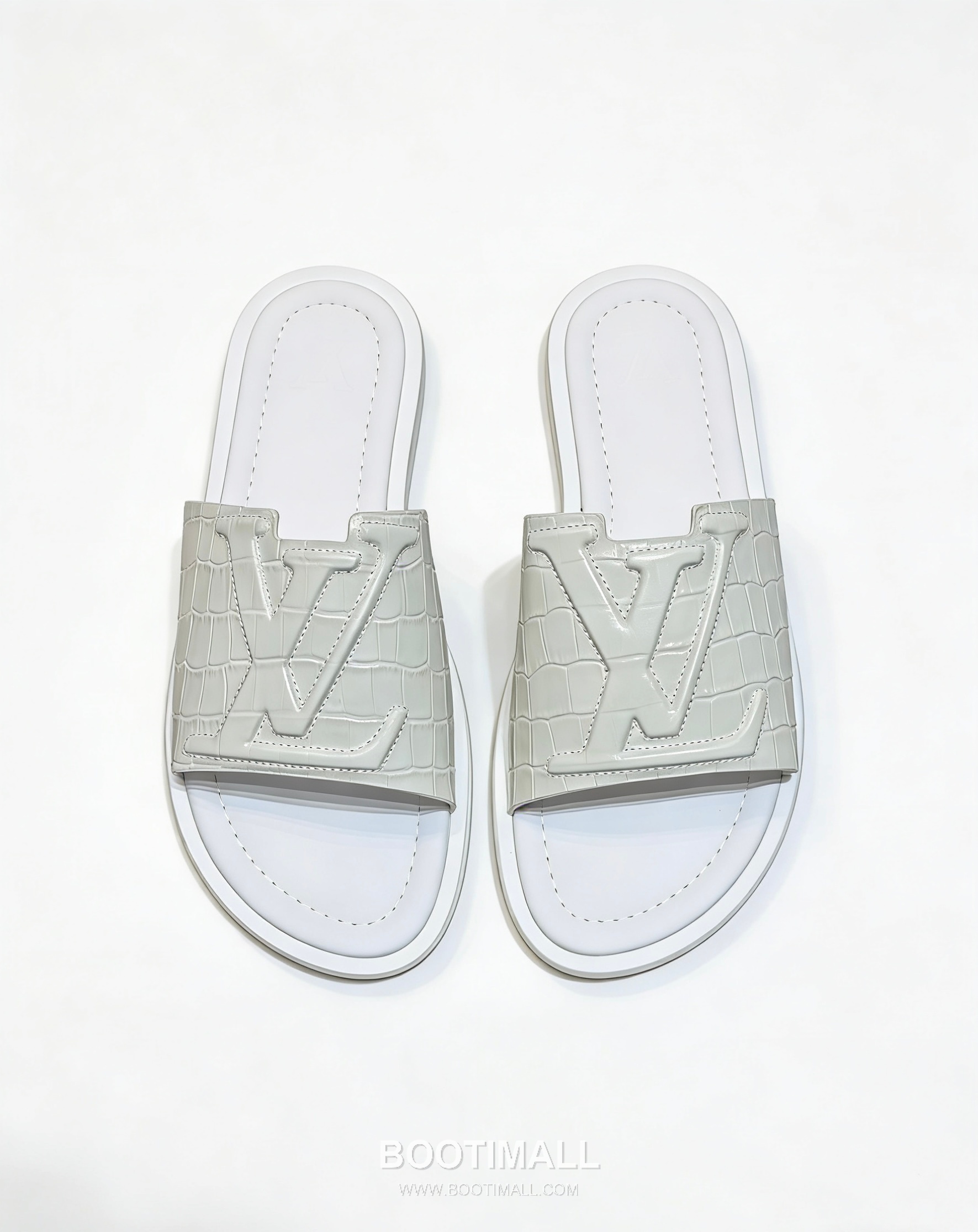 Louis Vuitton Oasis Monogram 5D Logo Calfskin Blue Slides 루이비통 오아시스 모노그램 5D 로고 송아지가죽 블루 슬라이드 2