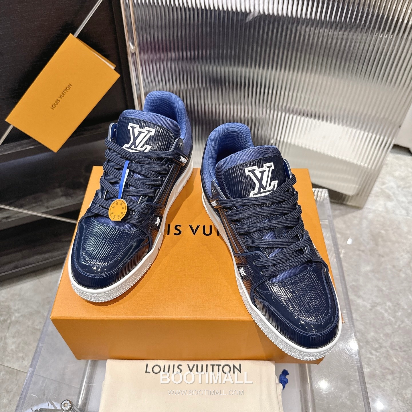 Louis Vuitton Trainer Monogram Denim 루이비통 트레이너 모노그램 데님 스니커즈 2