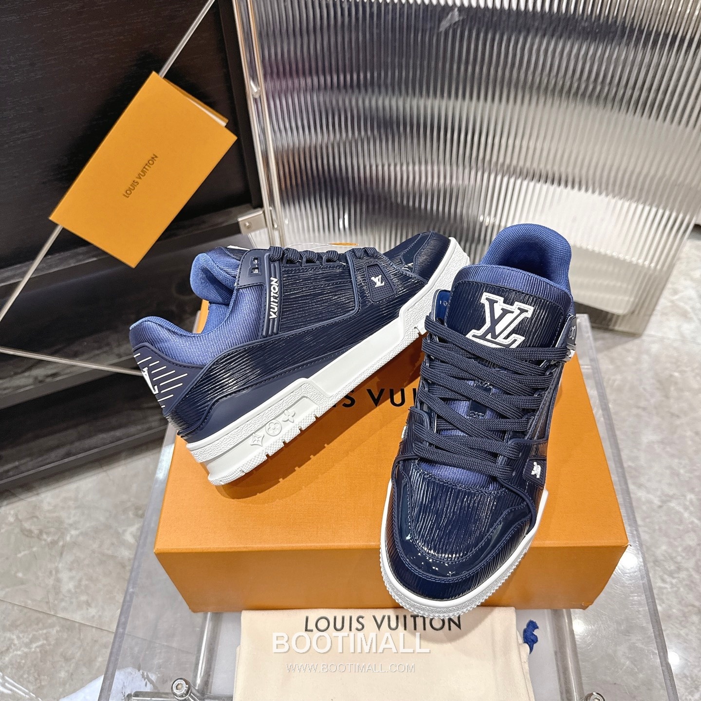 Louis Vuitton Trainer Monogram Denim 루이비통 트레이너 모노그램 데님 스니커즈 4