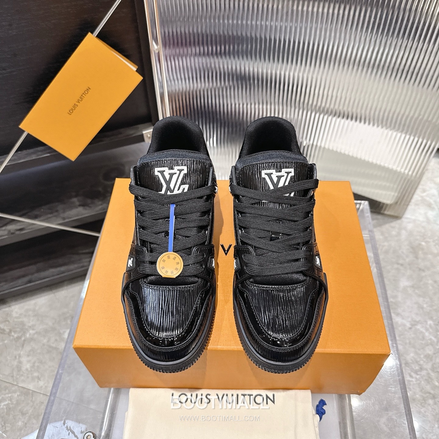 Louis Vuitton Trainer Monogram Denim 루이비통 트레이너 모노그램 데님 스니커즈 1