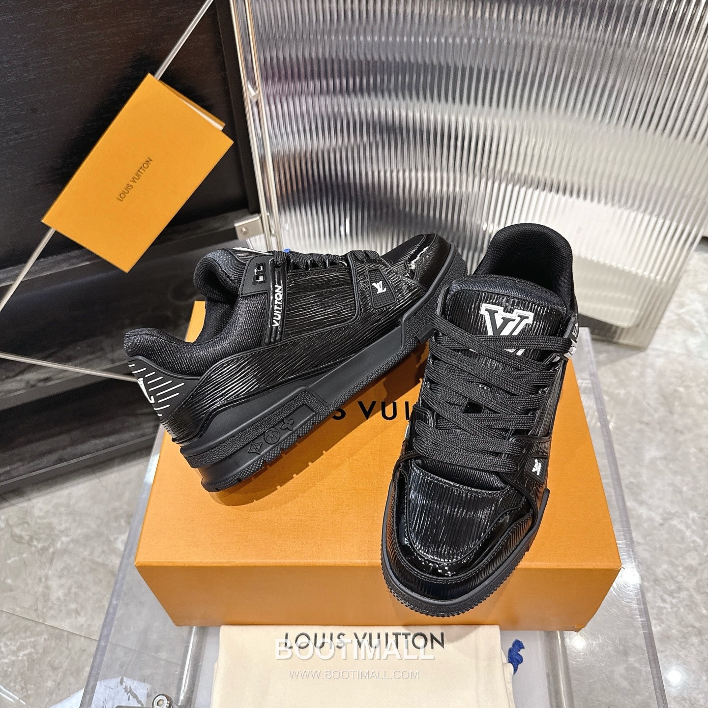 Louis Vuitton Trainer Monogram Denim 루이비통 트레이너 모노그램 데님 스니커즈 4