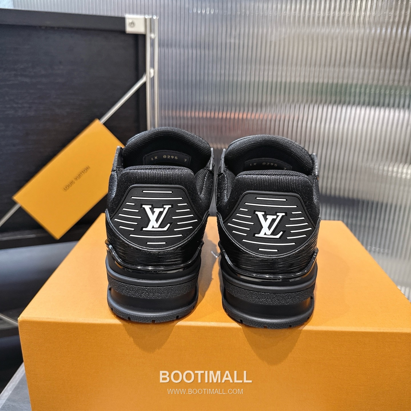 Louis Vuitton Trainer Monogram Denim 루이비통 트레이너 모노그램 데님 스니커즈 8