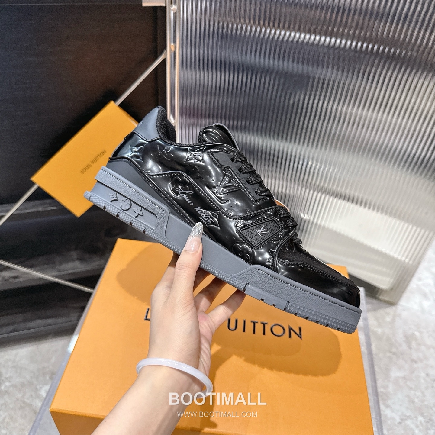 Louis Vuitton Trainer Monogram Denim 루이비통 트레이너 모노그램 데님 스니커즈 5