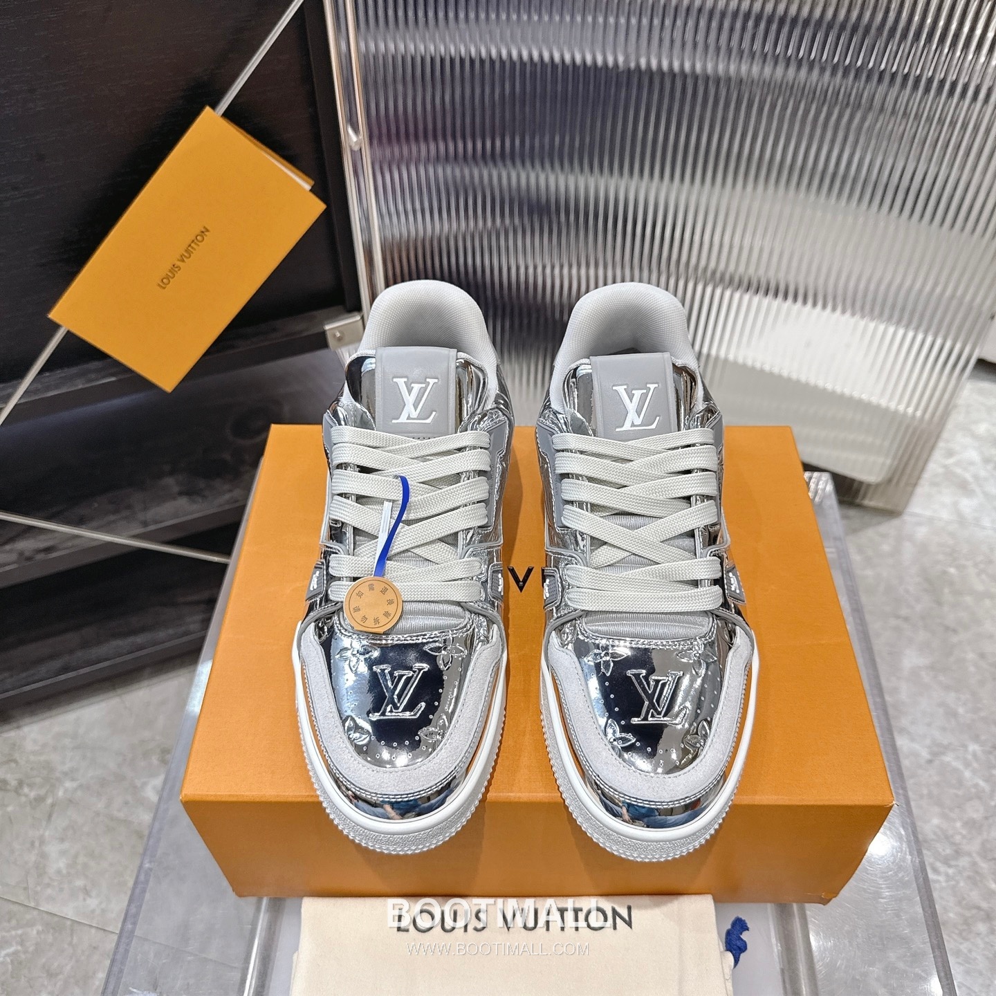 Louis Vuitton Trainer Monogram Denim 루이비통 트레이너 모노그램 데님 스니커즈 1