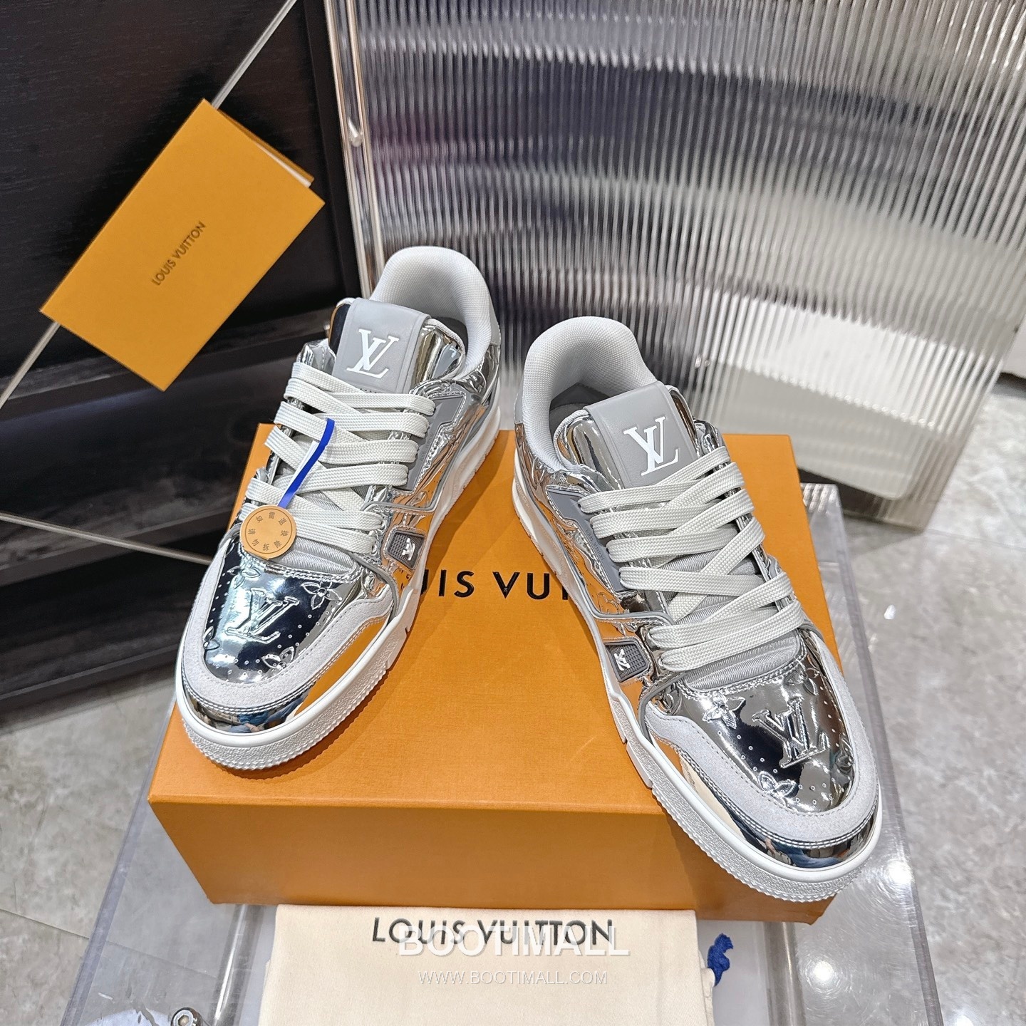 Louis Vuitton Trainer Monogram Denim 루이비통 트레이너 모노그램 데님 스니커즈 2