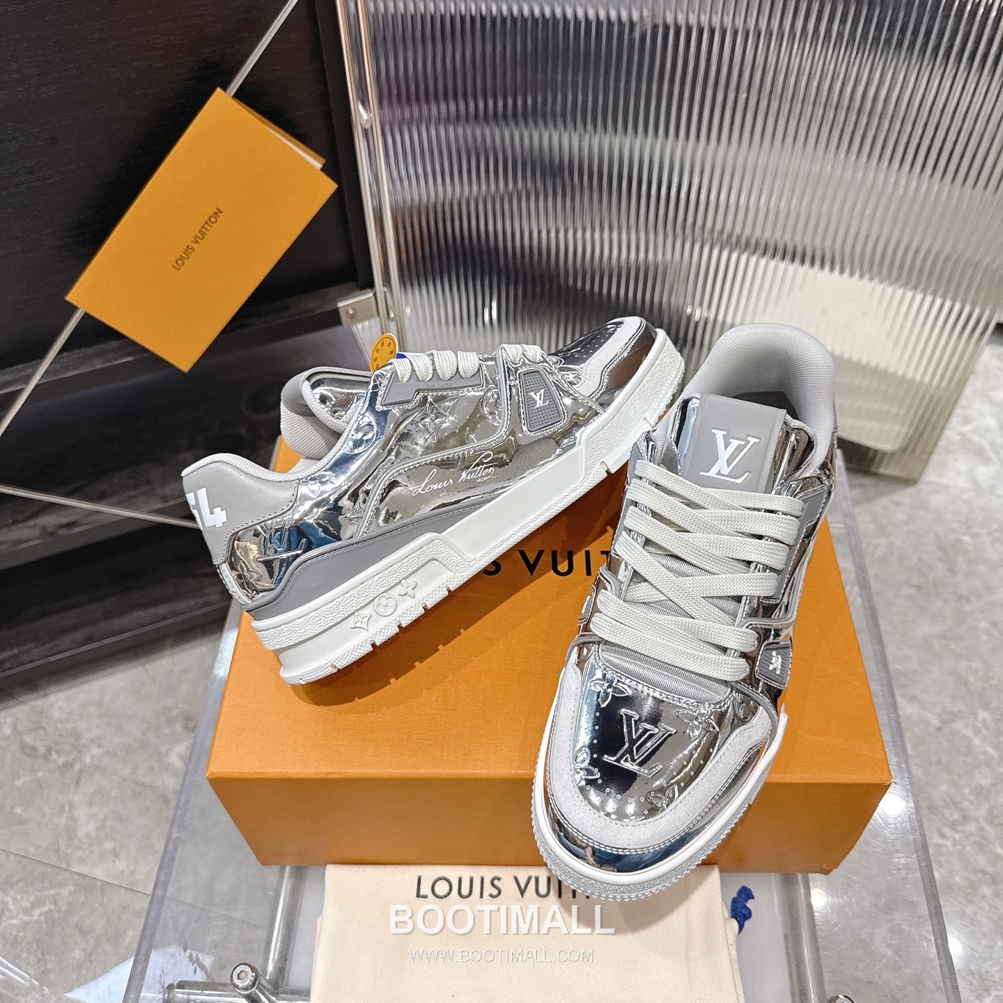 Louis Vuitton Trainer Monogram Denim 루이비통 트레이너 모노그램 데님 스니커즈 4
