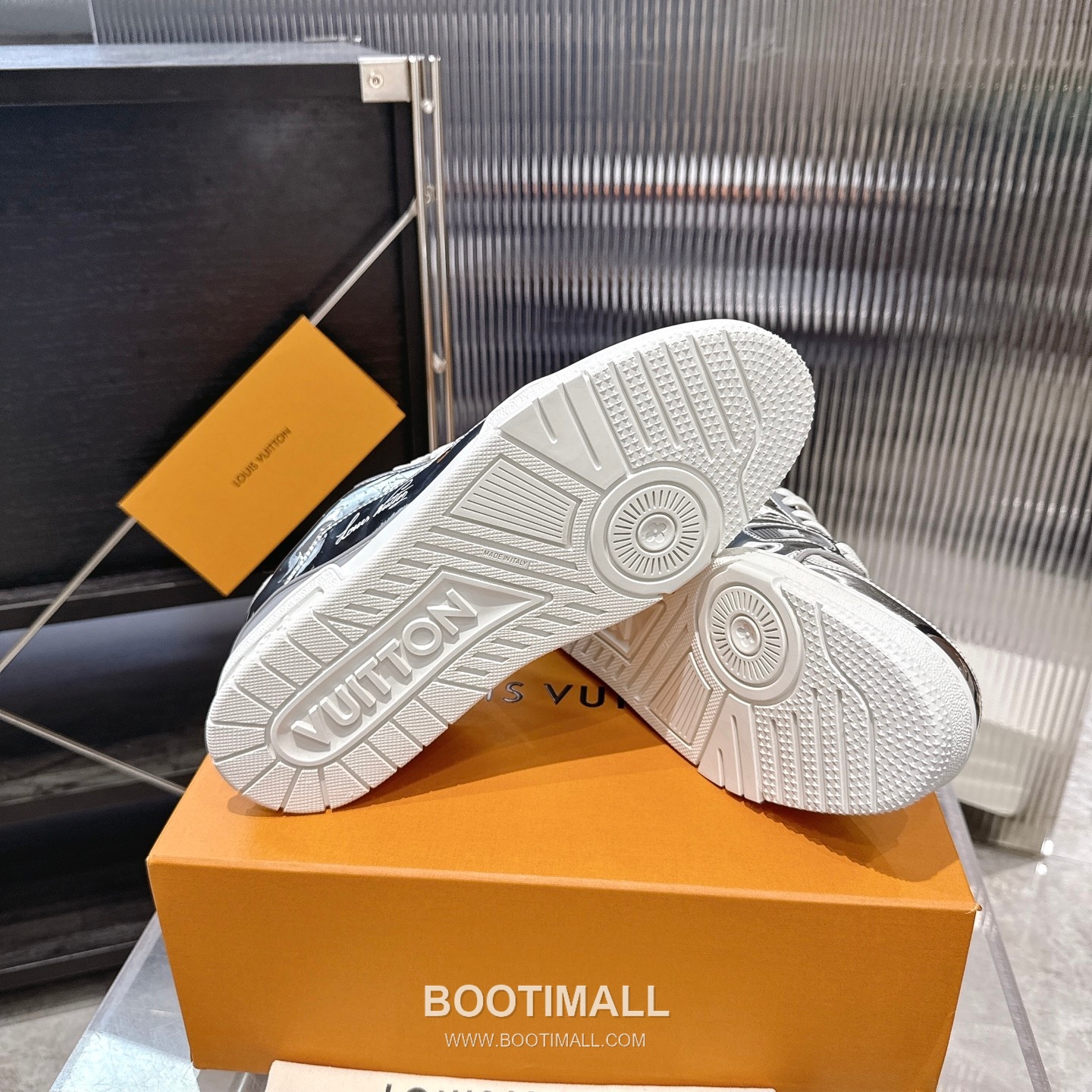 Louis Vuitton Trainer Monogram Denim 루이비통 트레이너 모노그램 데님 스니커즈 9