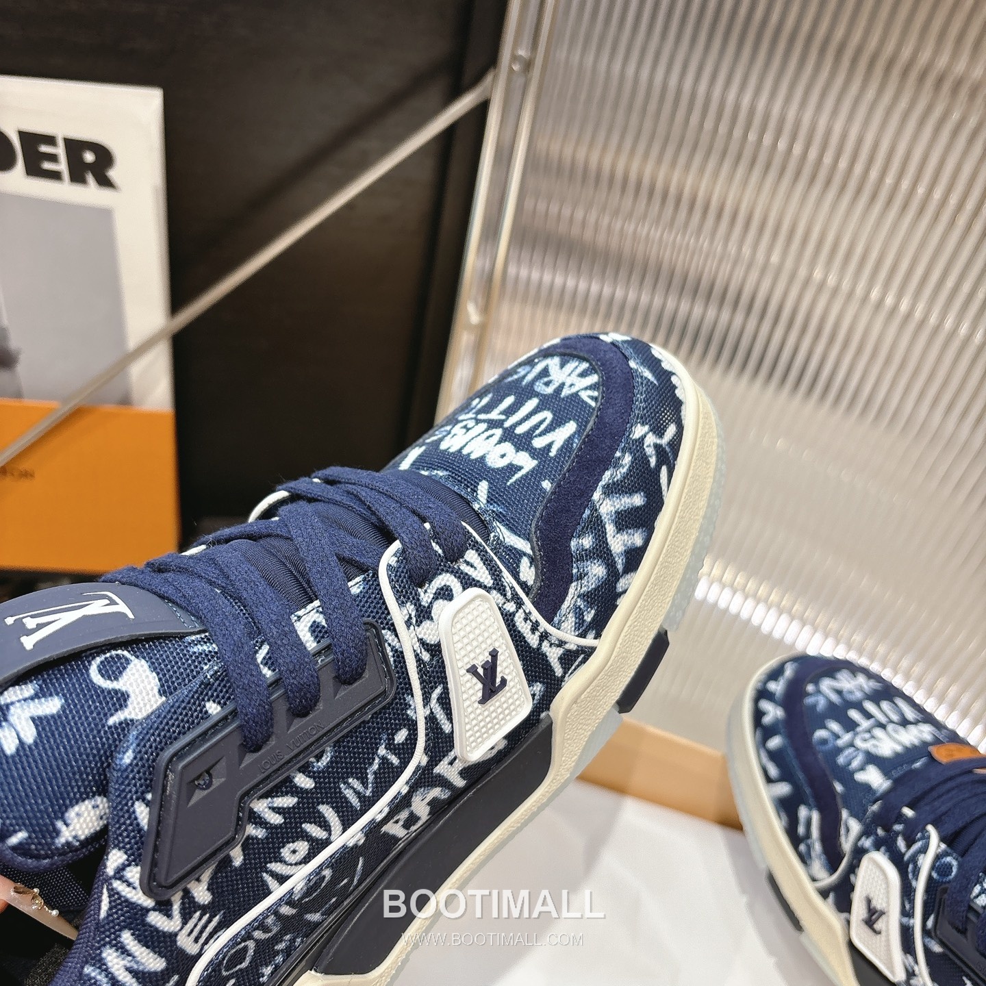 Louis Vuitton Trainer Monogram Denim 루이비통 트레이너 모노그램 데님 스니커즈 5